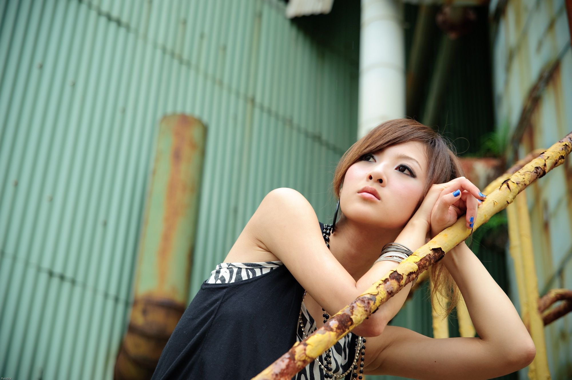 Mikako/张允霏《橋頭糖廠外拍》