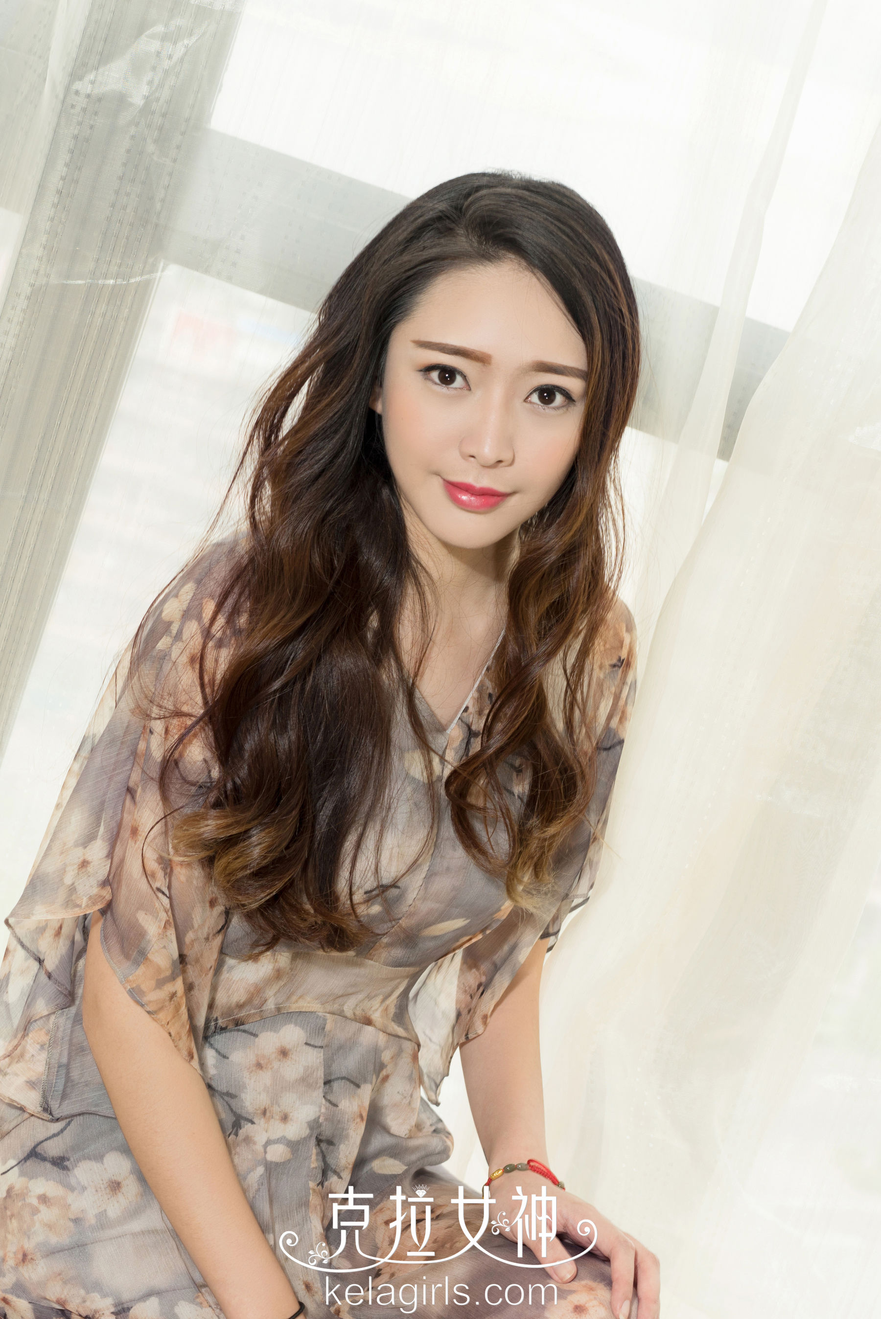 珊珊《性感的斑马》 [克拉女神]