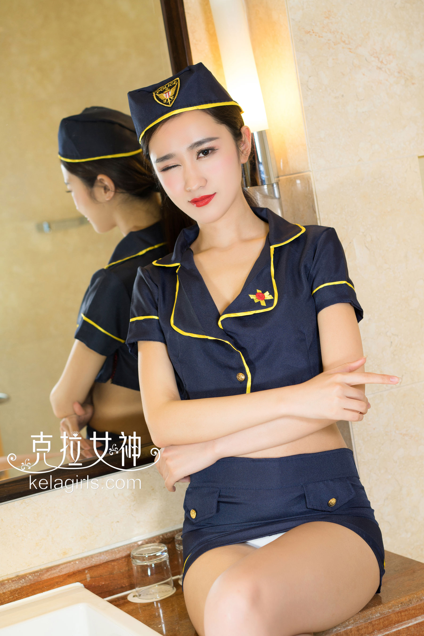 彤萱《空中监狱》 [克拉女神] 