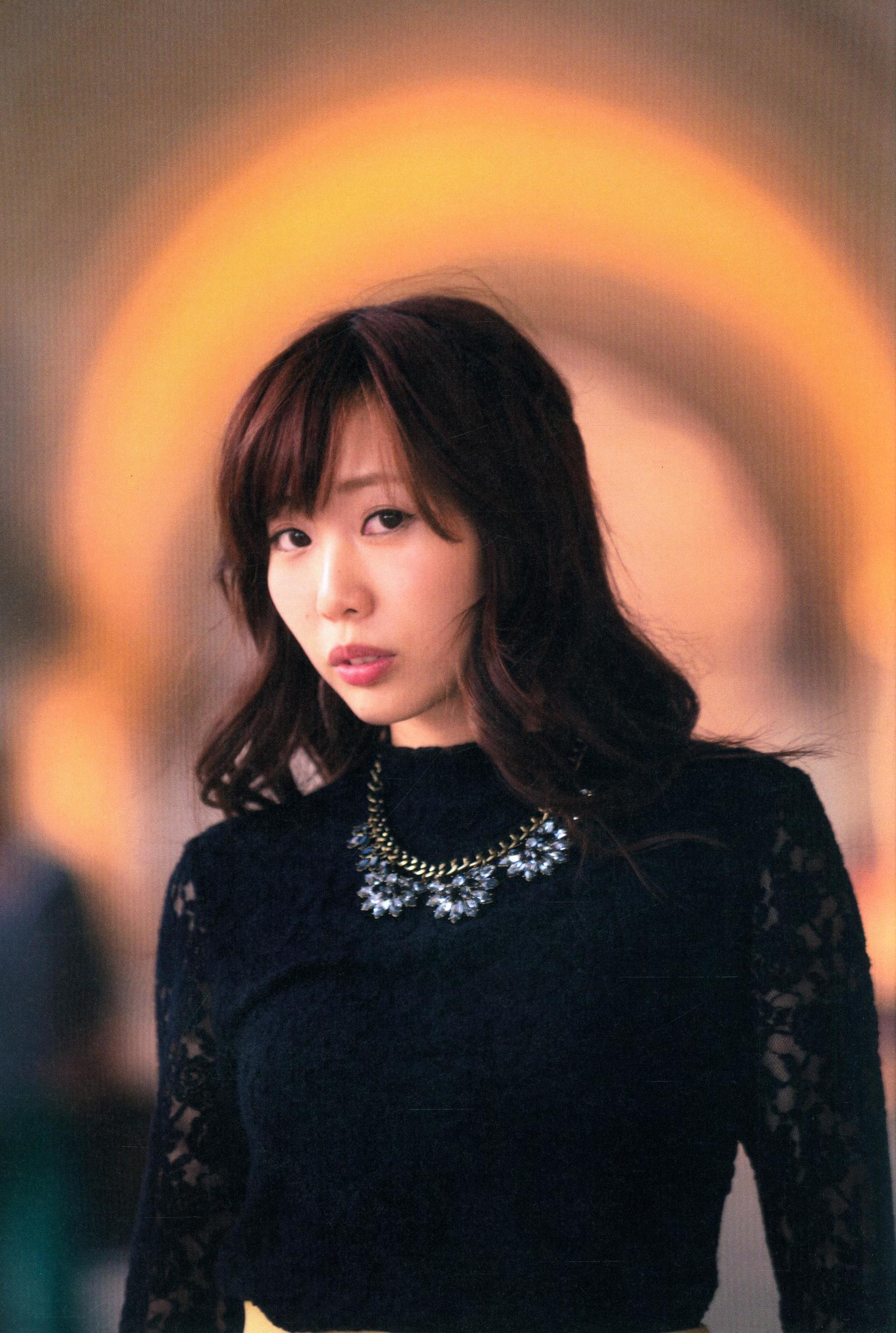 楠田亜衣奈 ファーストソロ写真集「くすくすくっすん」