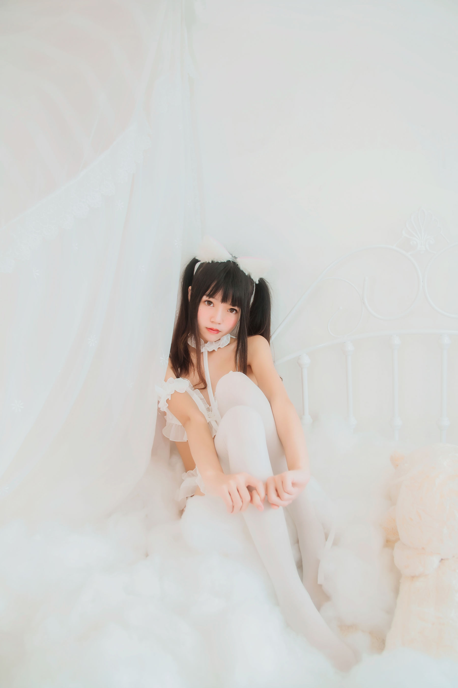 [萝莉COS] 桜桃喵《白猫》
