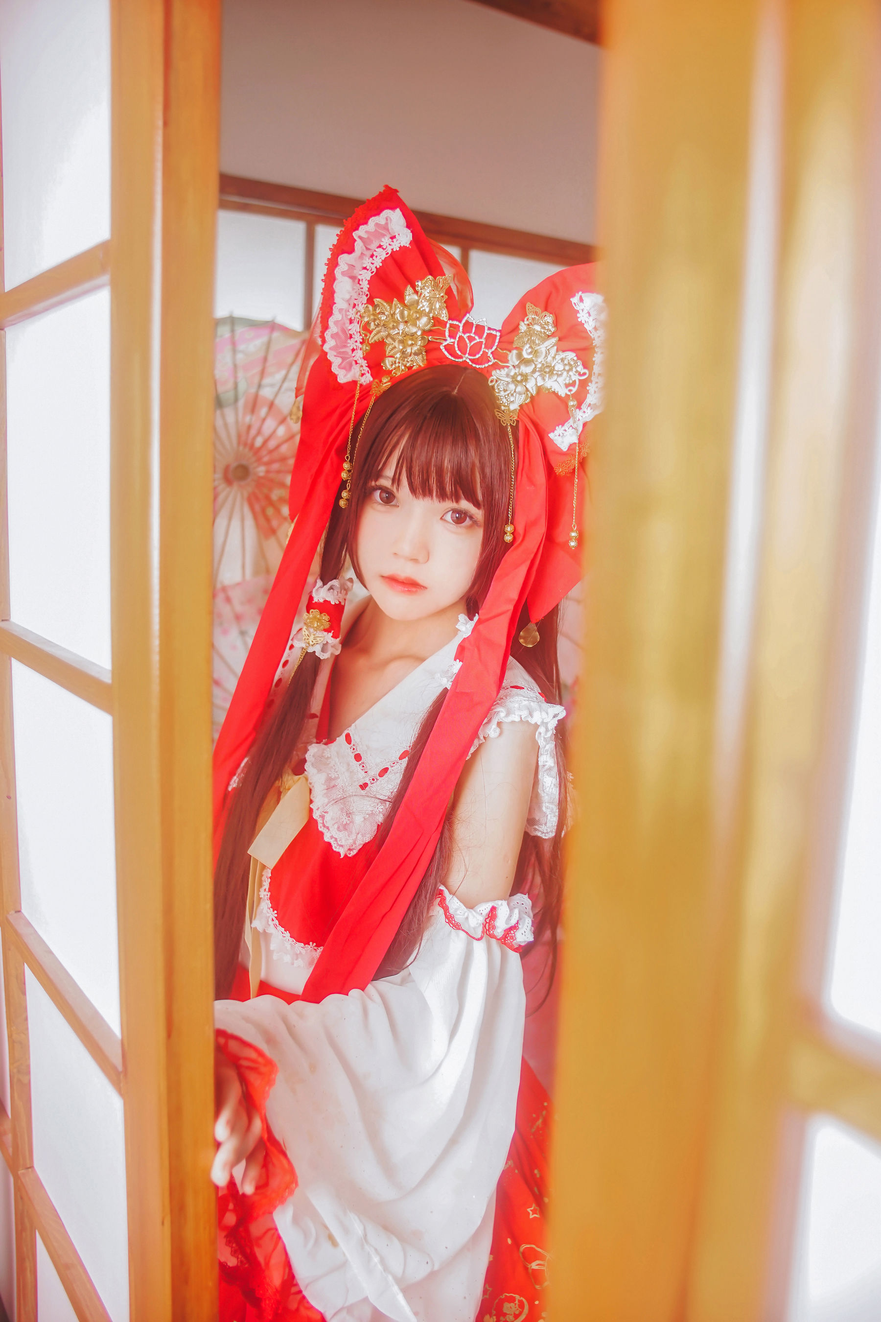 [萝莉COS] 疯猫ss《灵梦》