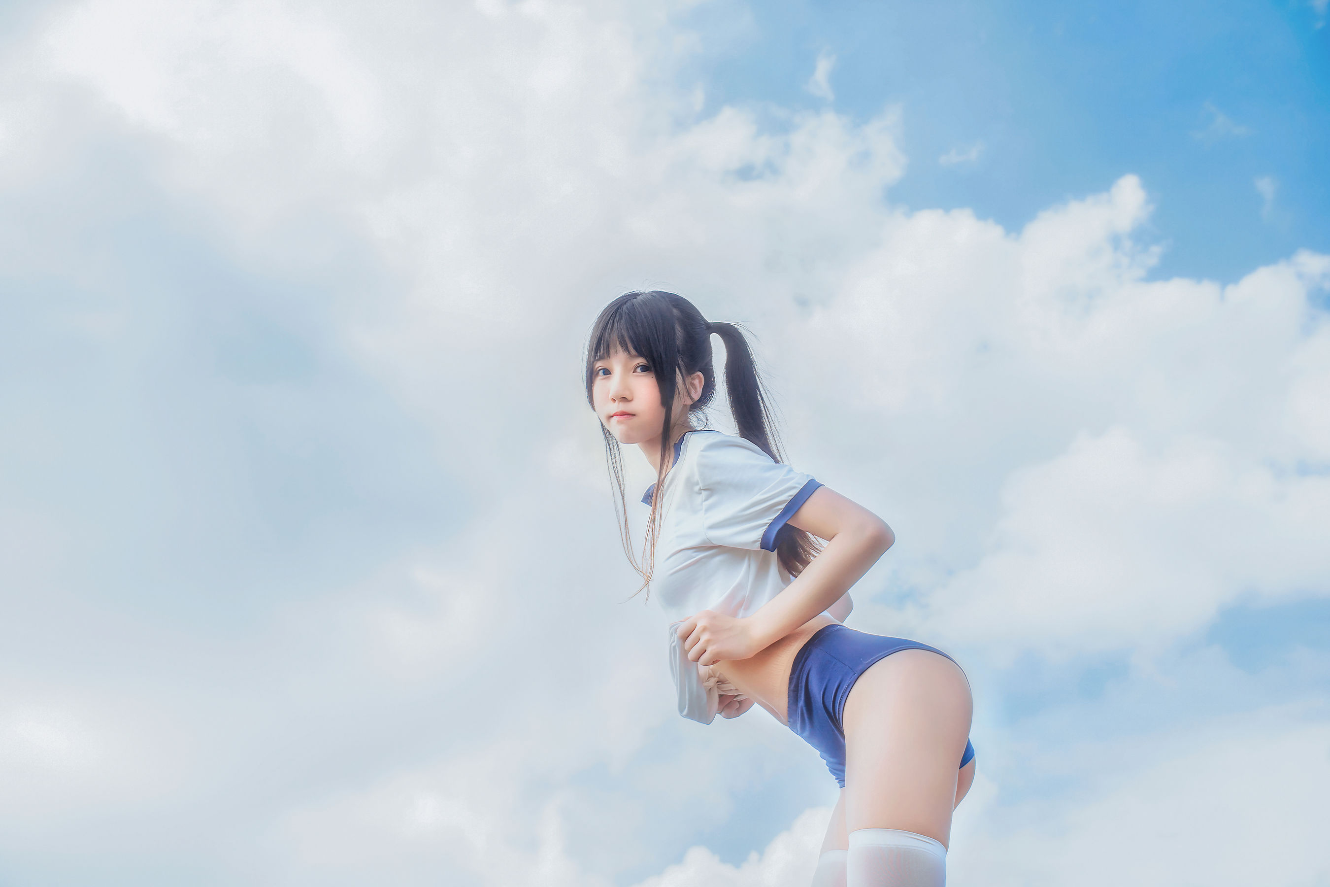 [萝莉COS] 桜桃喵《体操服》