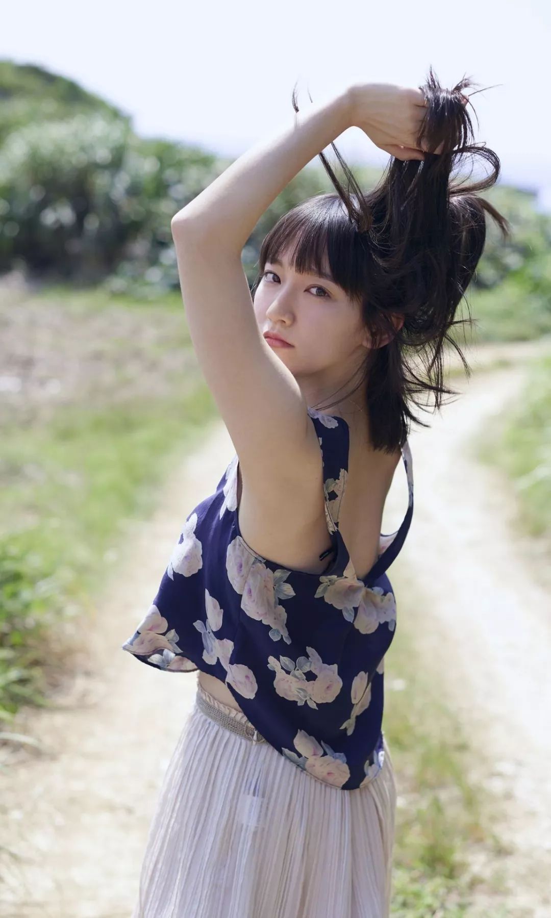 吉岡里帆 「ロングロングバケーション」(Kindle)