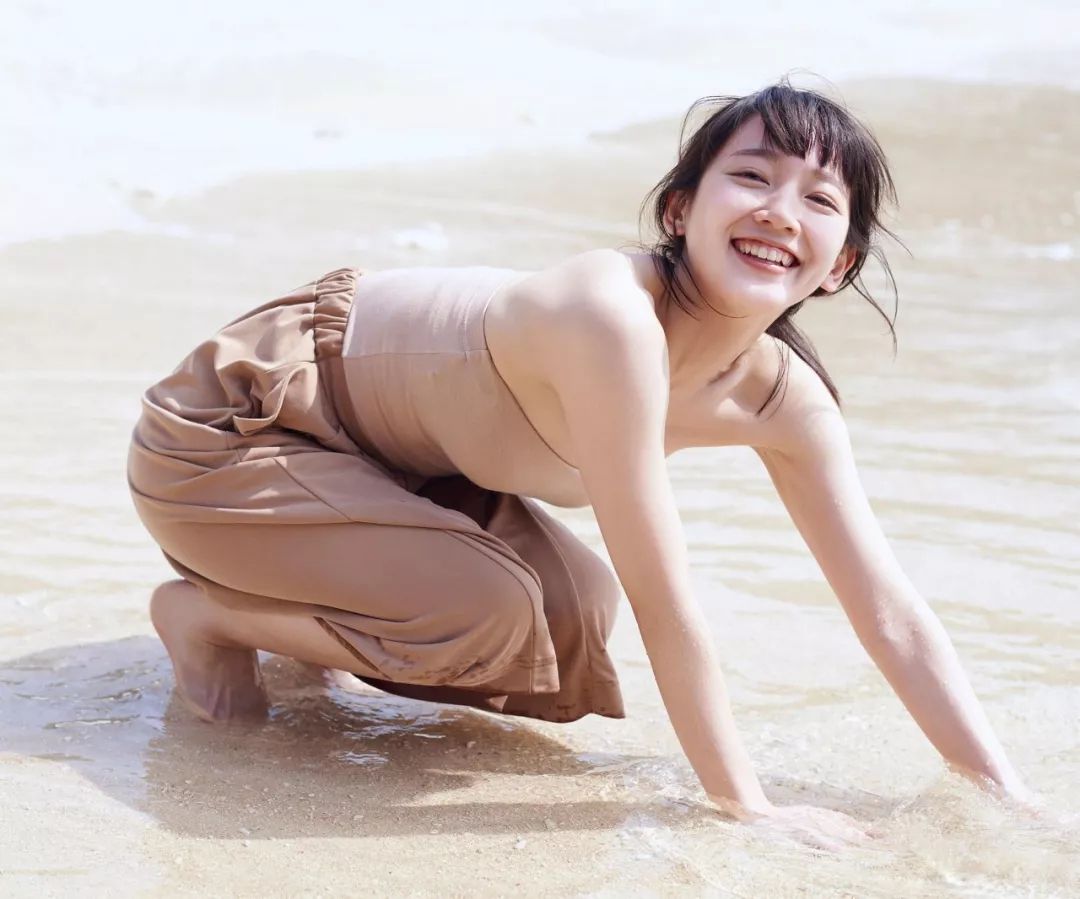 吉岡里帆 「ロングロングバケーション」(Kindle)