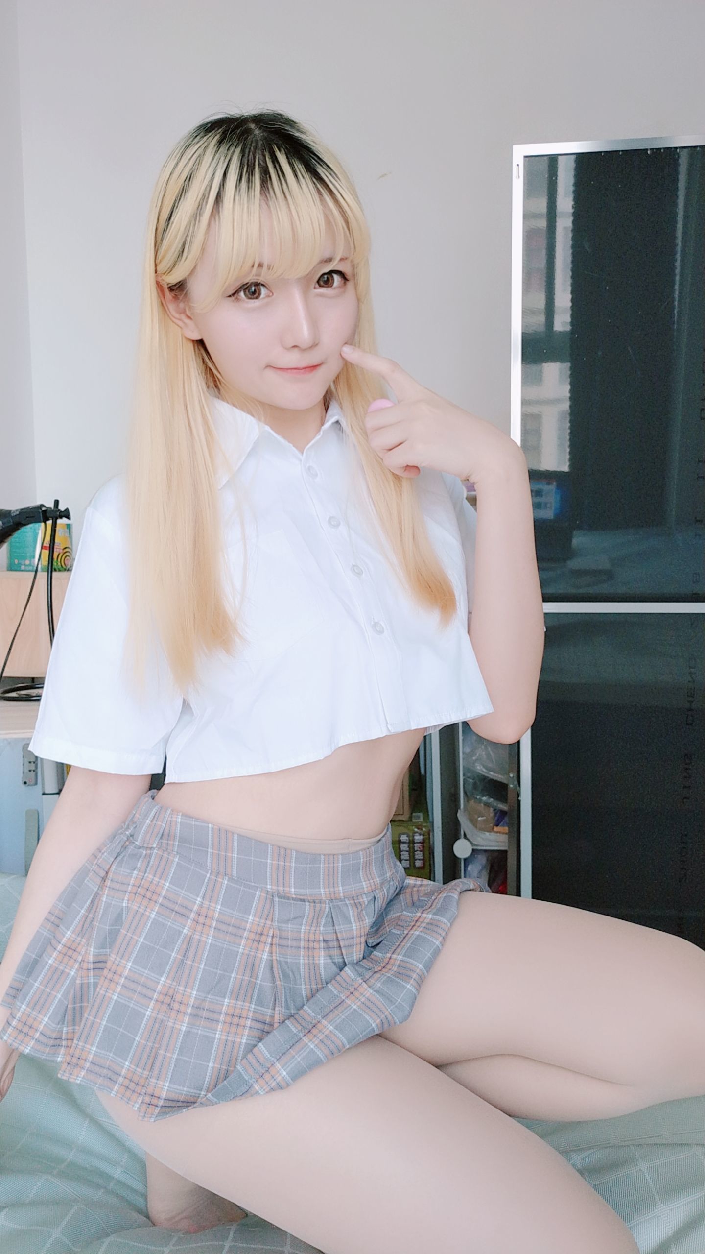 [萝莉COS] 星之迟迟 - 短裙制服