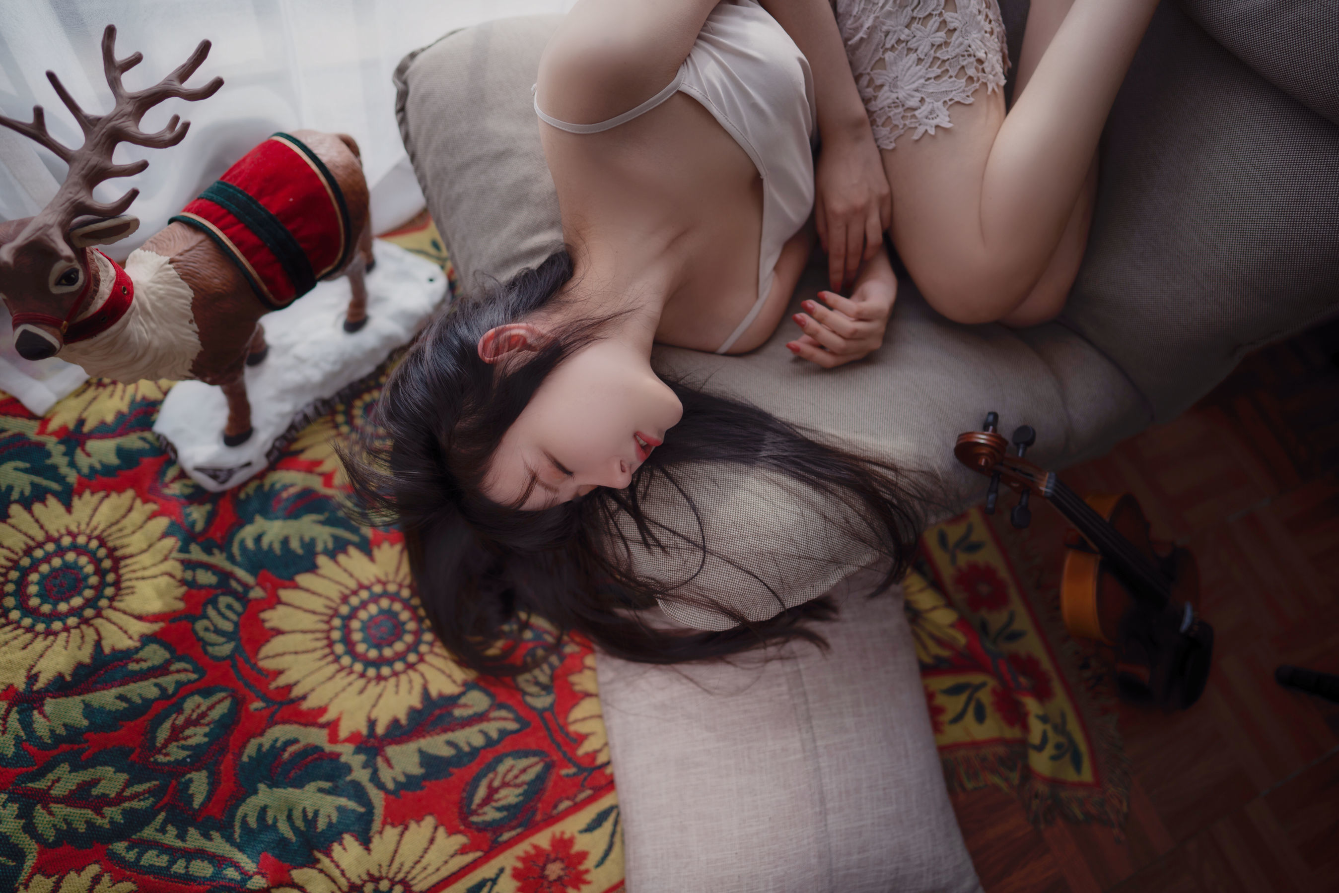 [萝莉COS] Shika小鹿鹿 - 长发姑娘