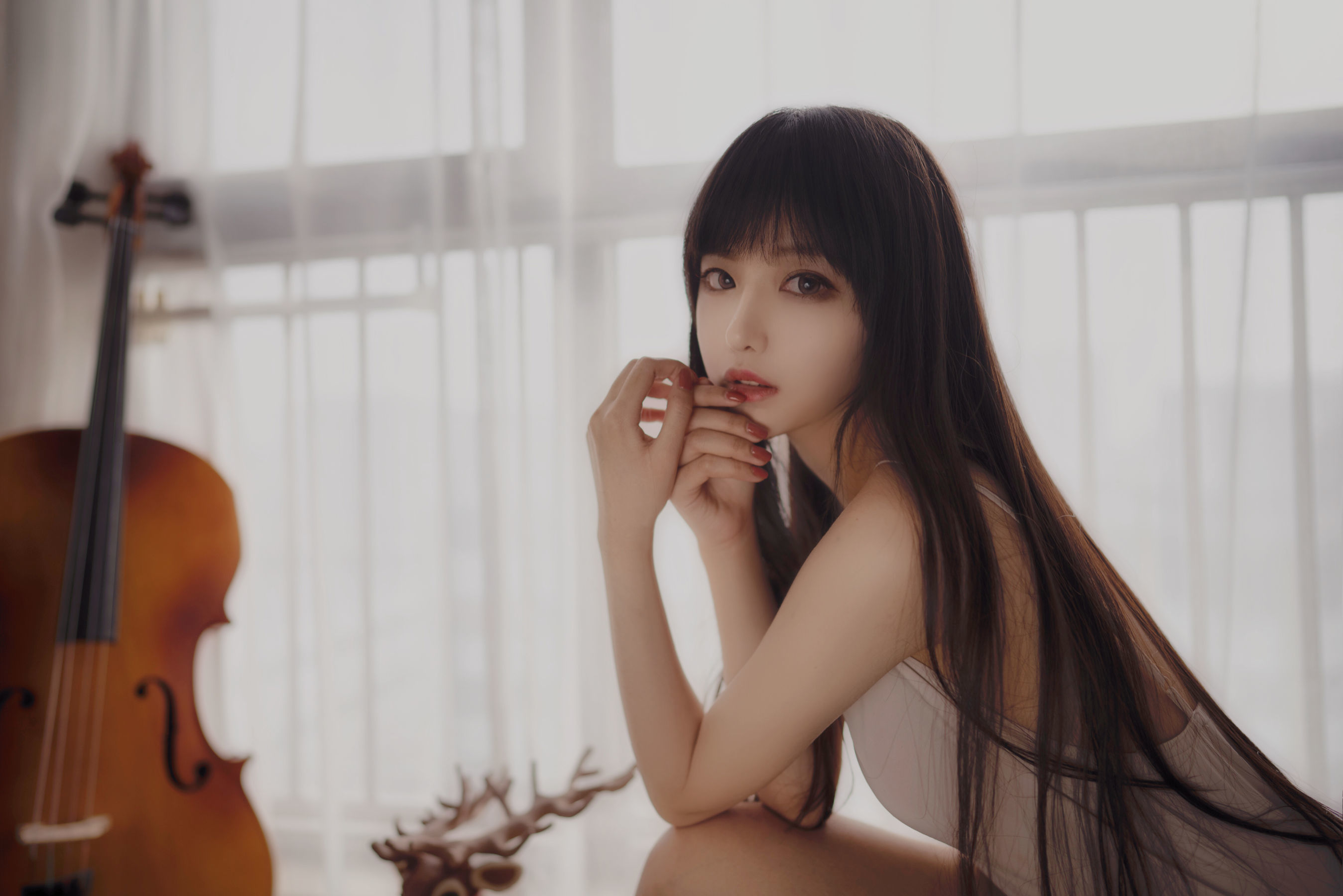 [萝莉COS] Shika小鹿鹿 - 长发姑娘