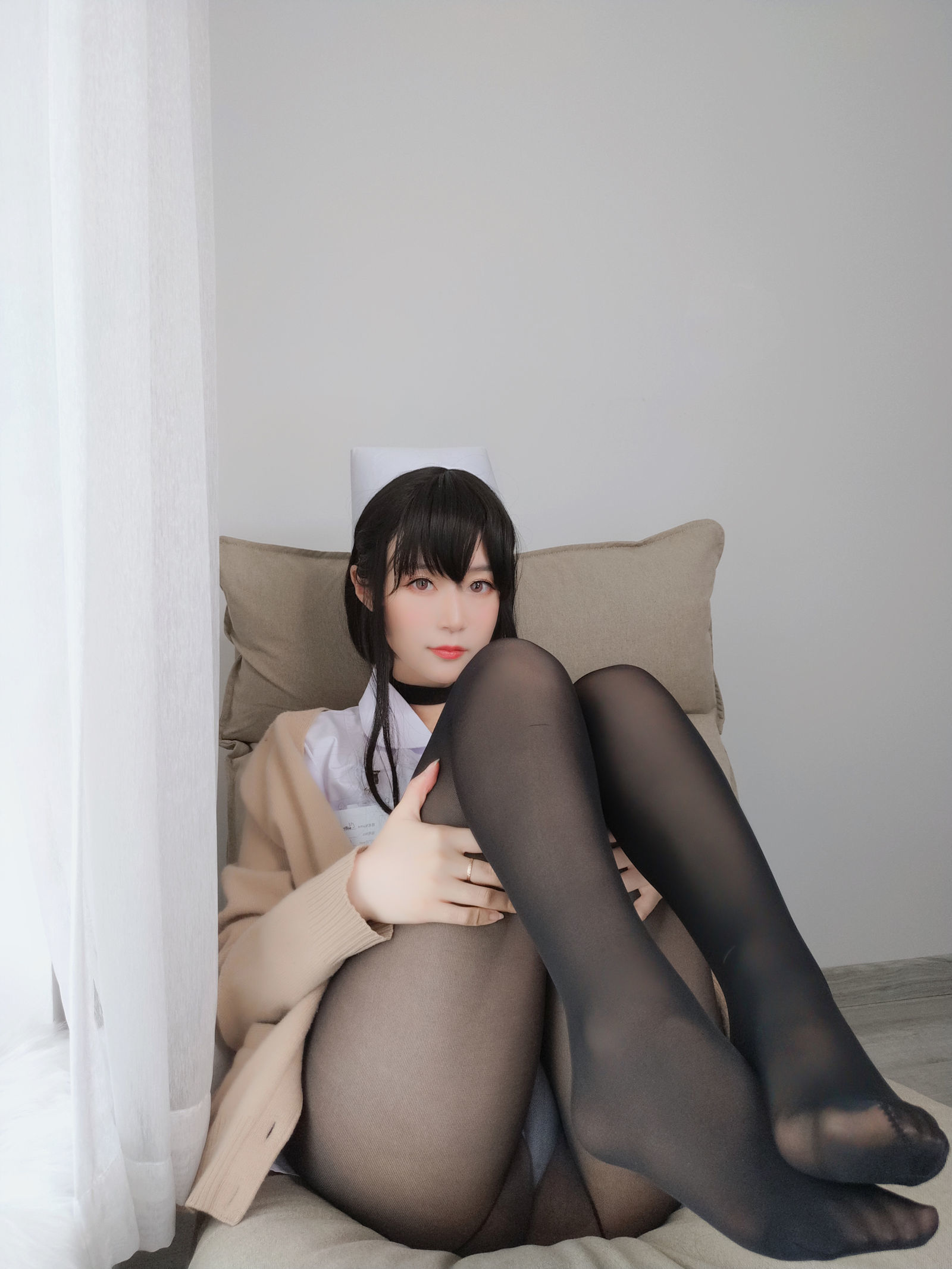 [萝莉COS] 白银 - 长发小护士