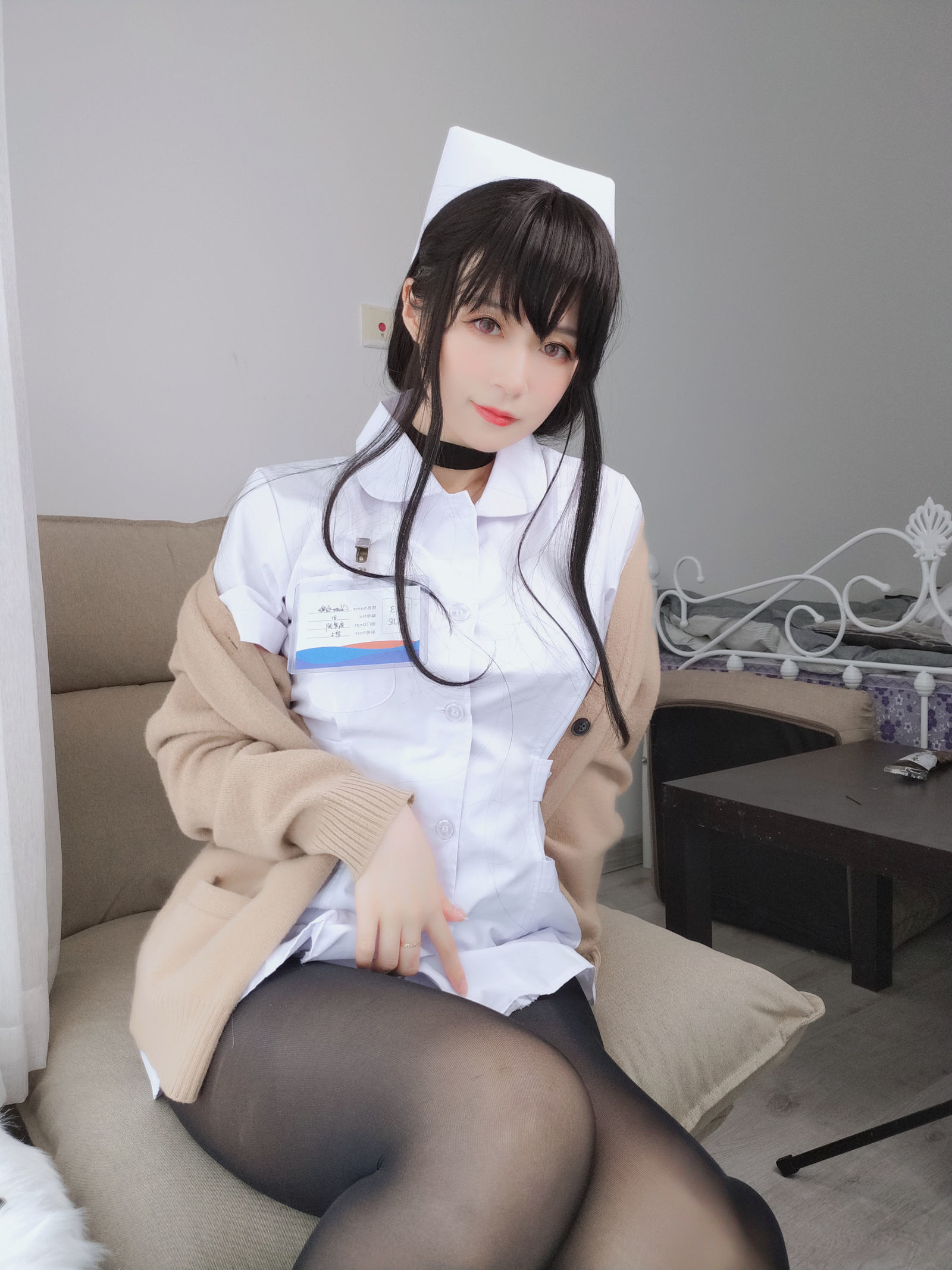 [萝莉COS] 白银 - 长发小护士