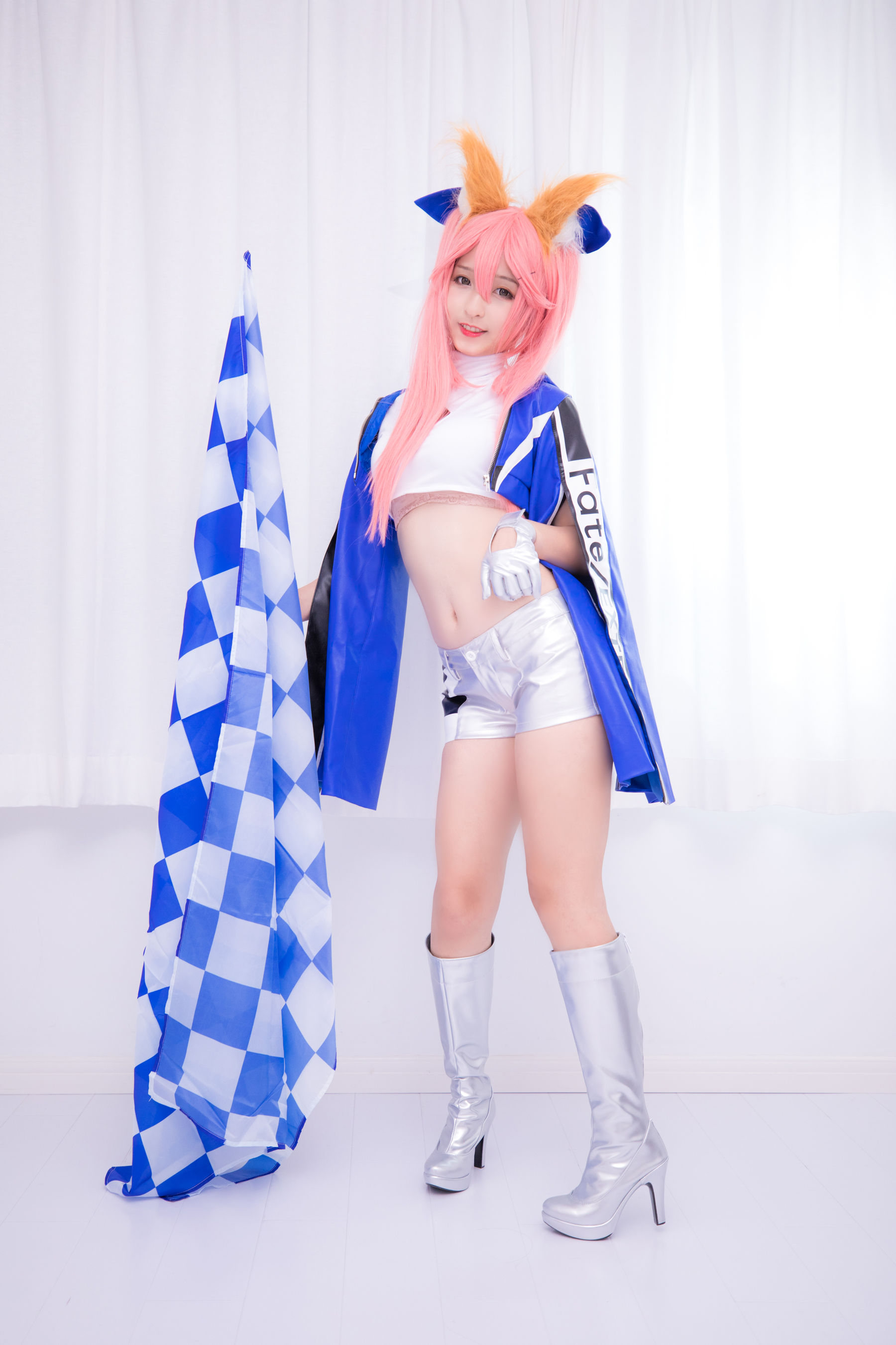 [萝莉COS] 神楽板真冬 目標はあなた、エンジン全開！！