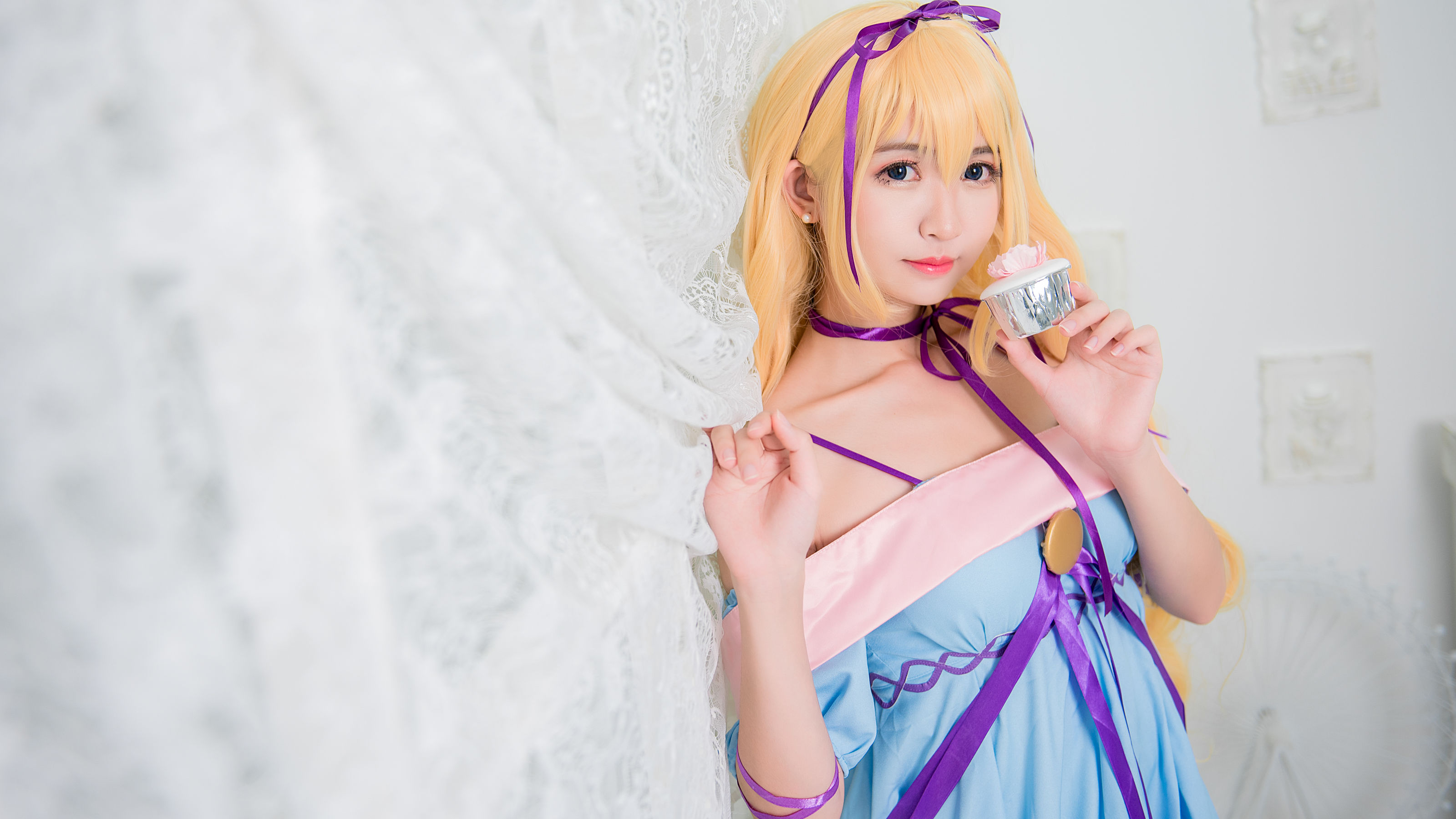 [萝莉COS] 鳗鱼霏儿 - 性感吊带睡裙