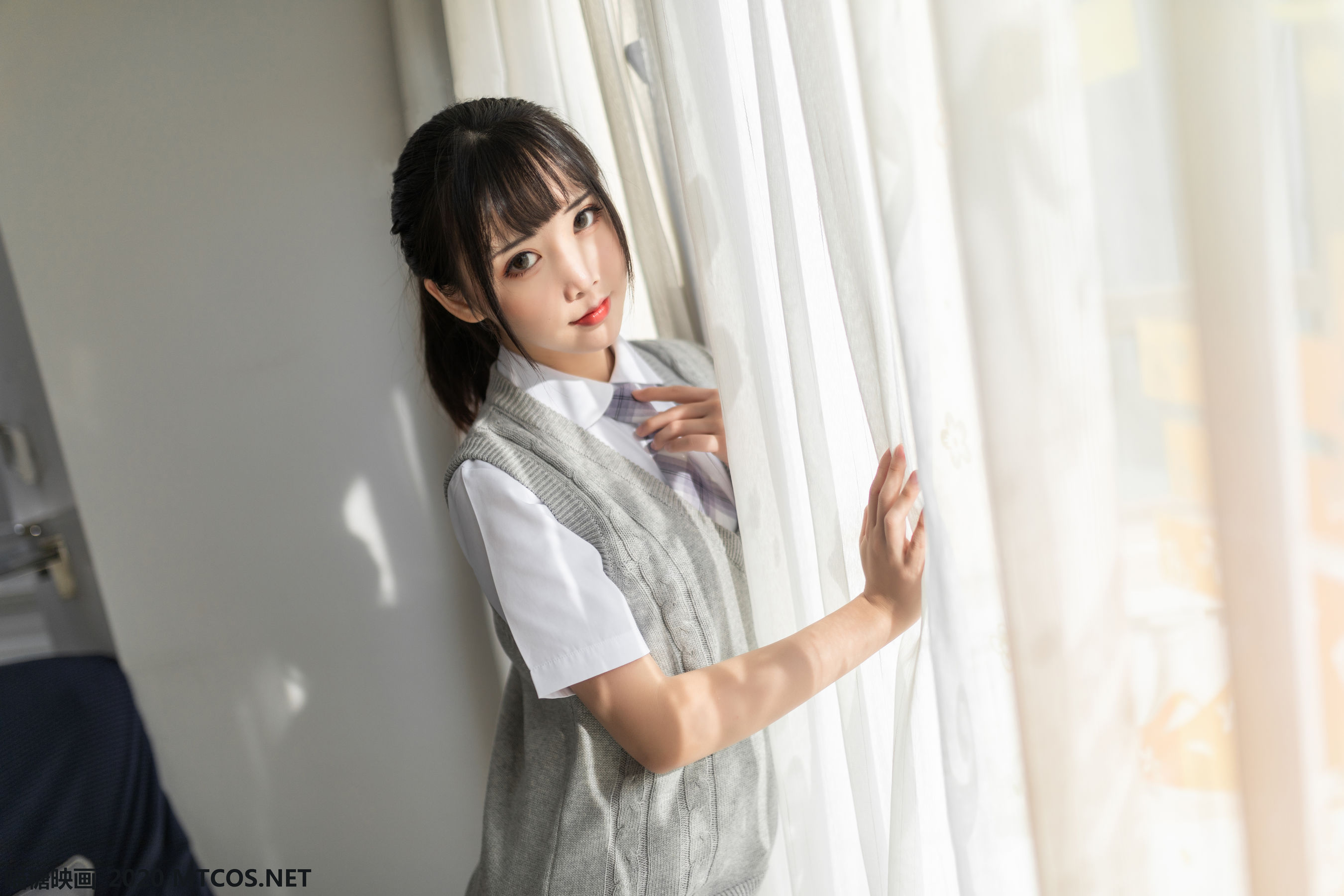 [喵糖映画] JKL.001 面饼仙儿 制服少女