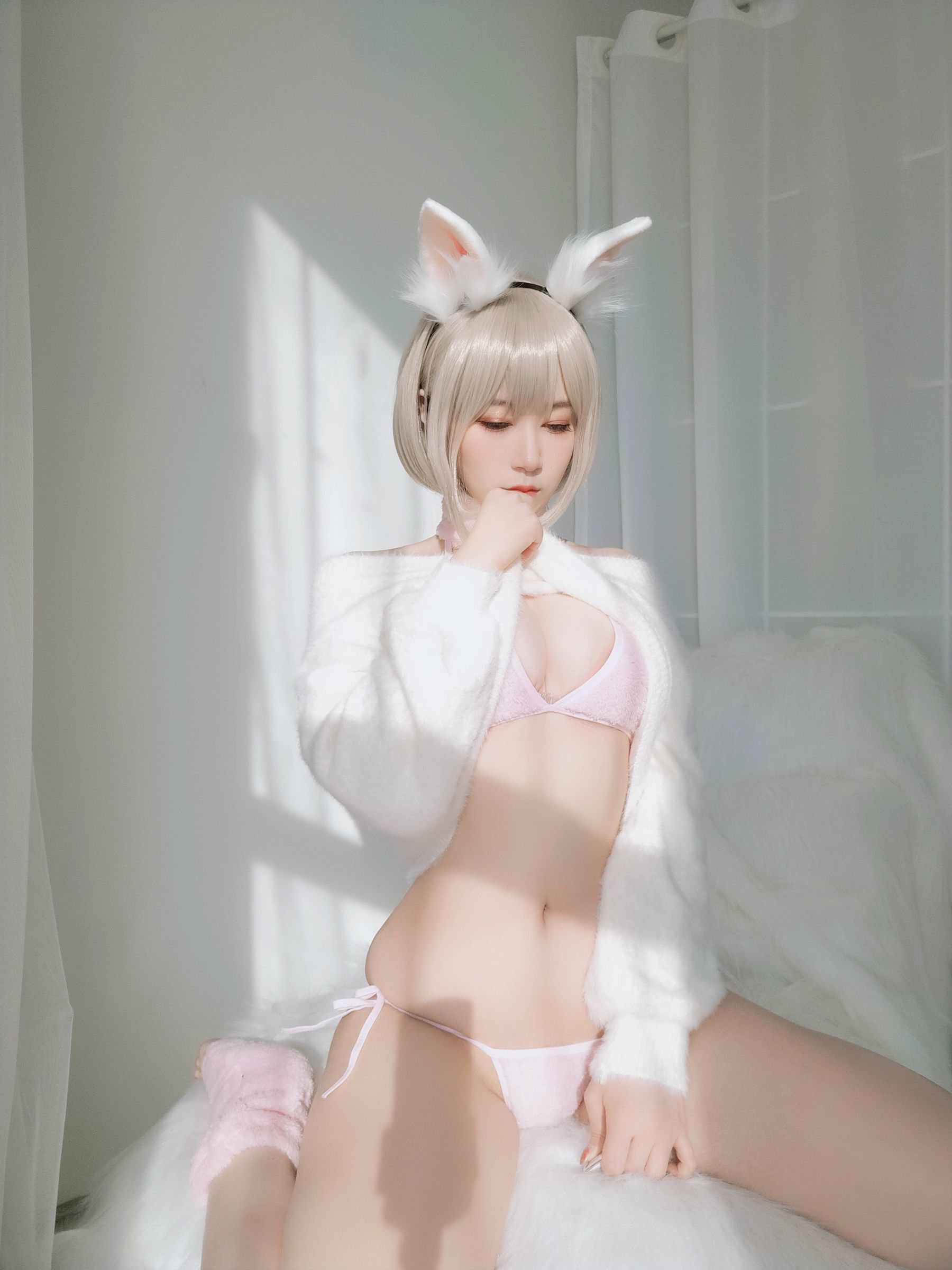 Coser小姐姐白银 小白兔