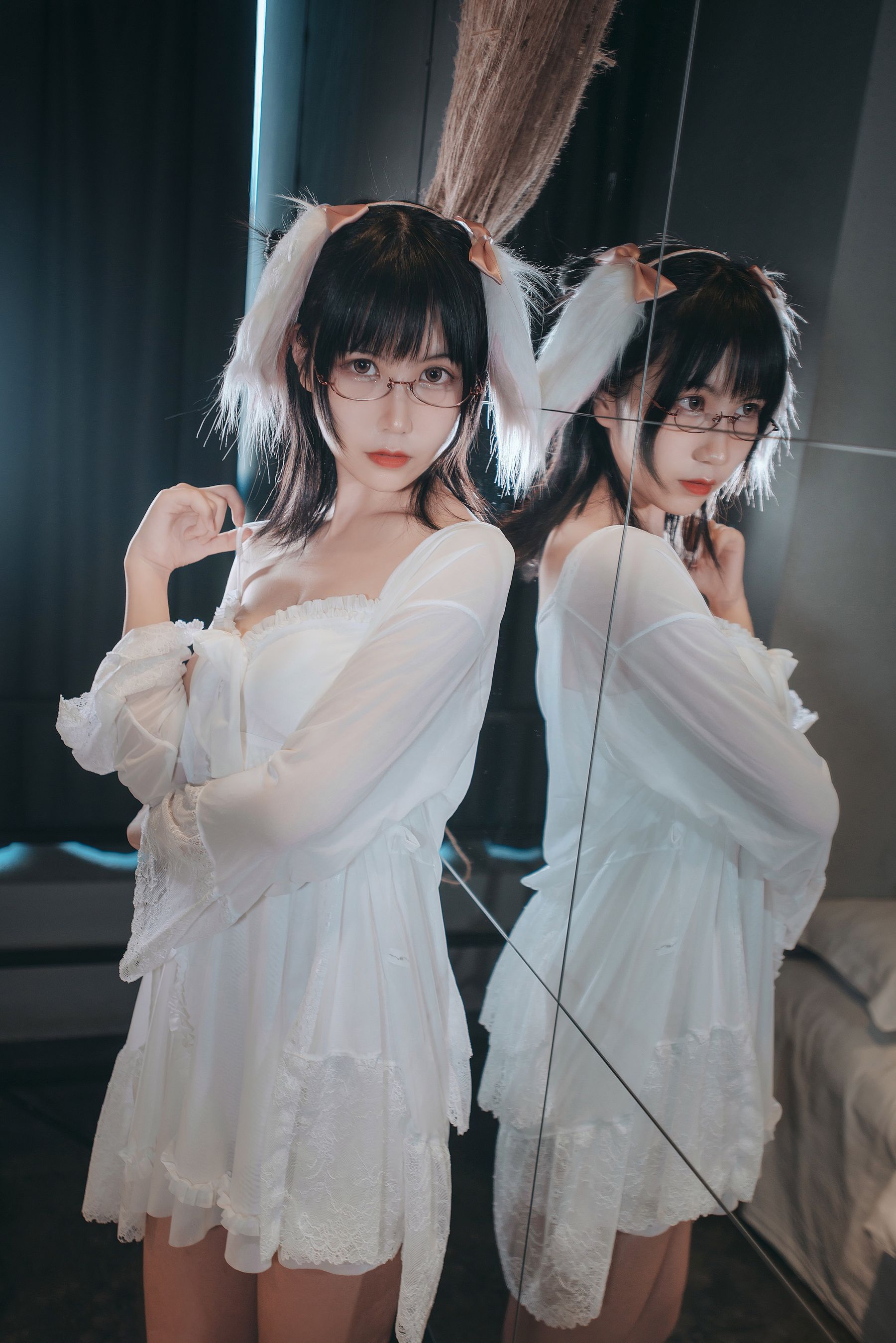 COSER美女逐月su 睡衣兔子