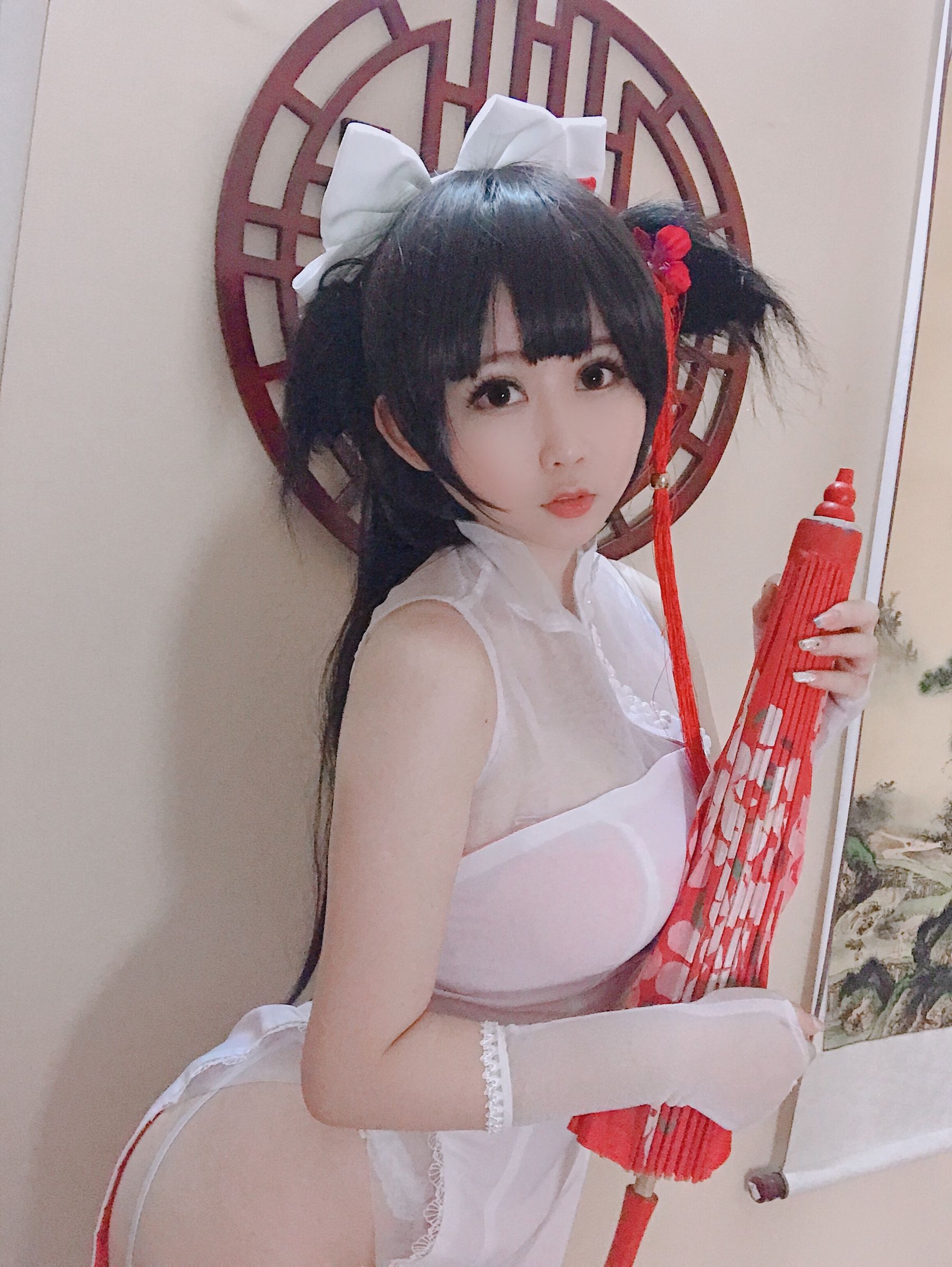 蜜桃少女是依酱呀 爱岩