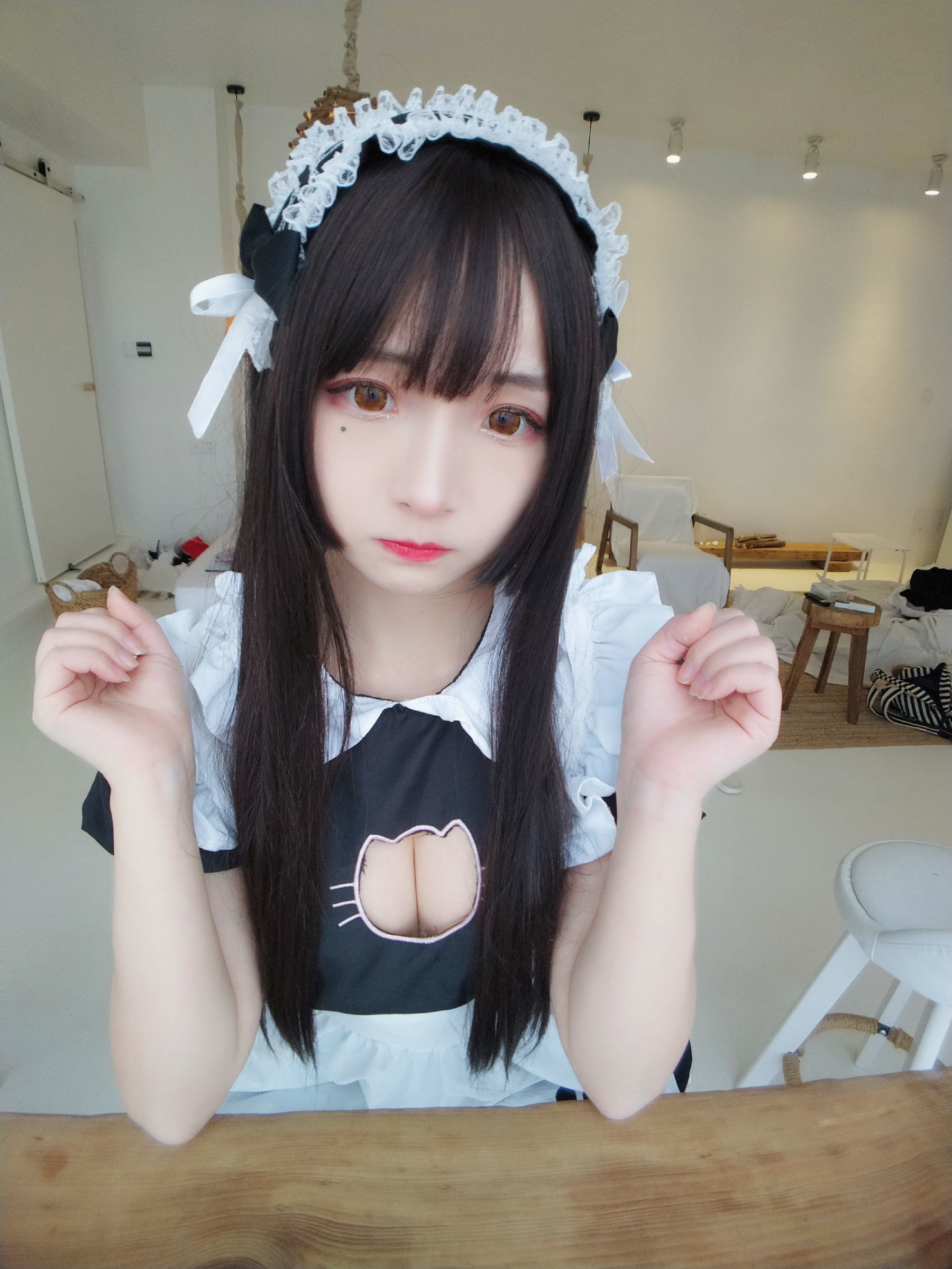 二次元美女古川kagura 黑白女仆