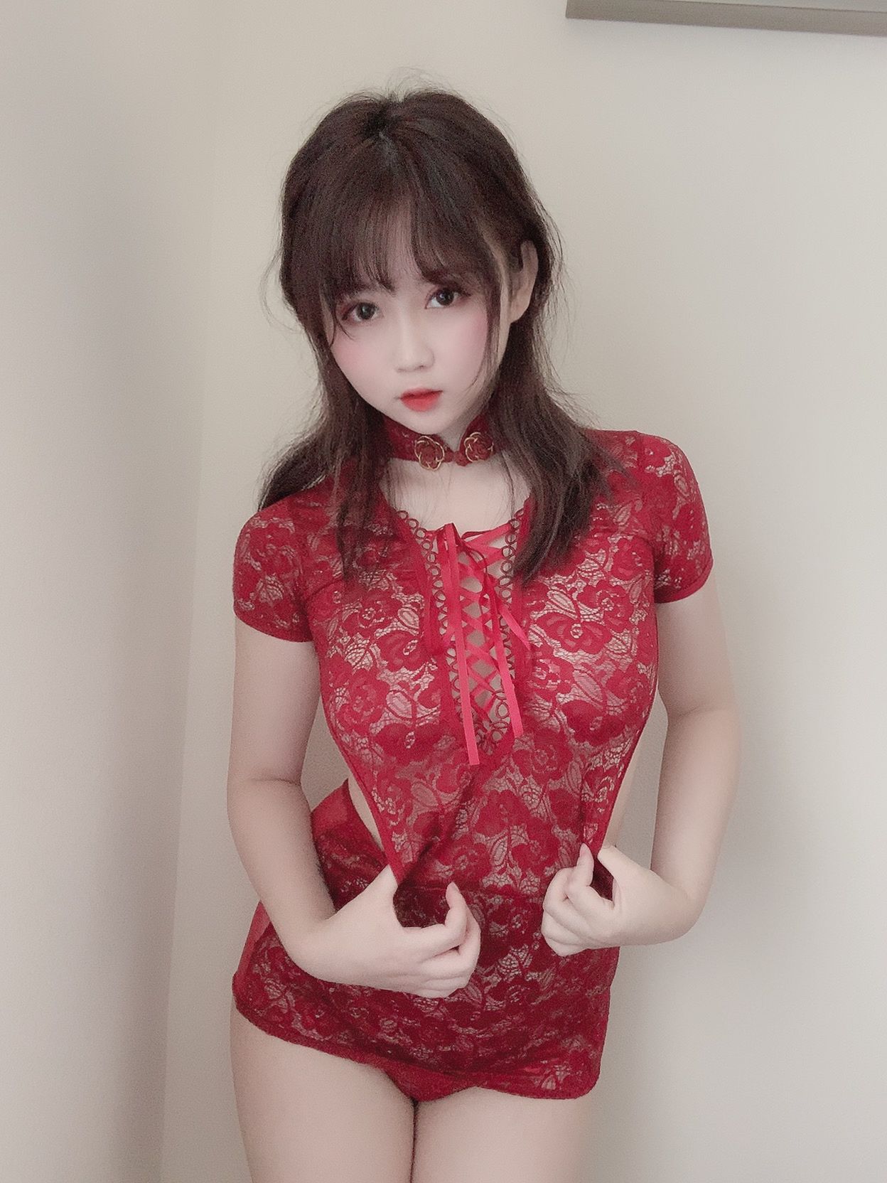 蜜桃少女是依酱呀 红色旗袍