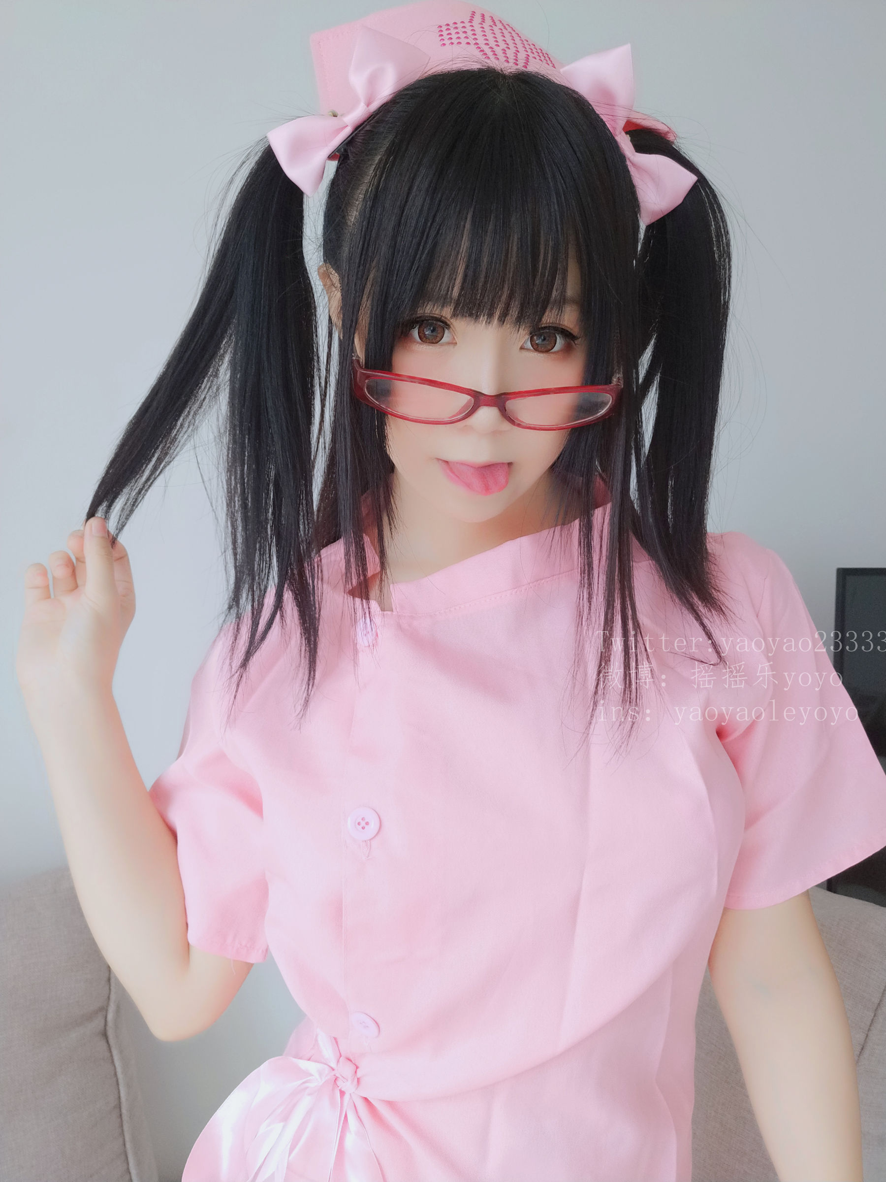 萌妹子Coser摇摇乐yoyo 可爱粉色护士
