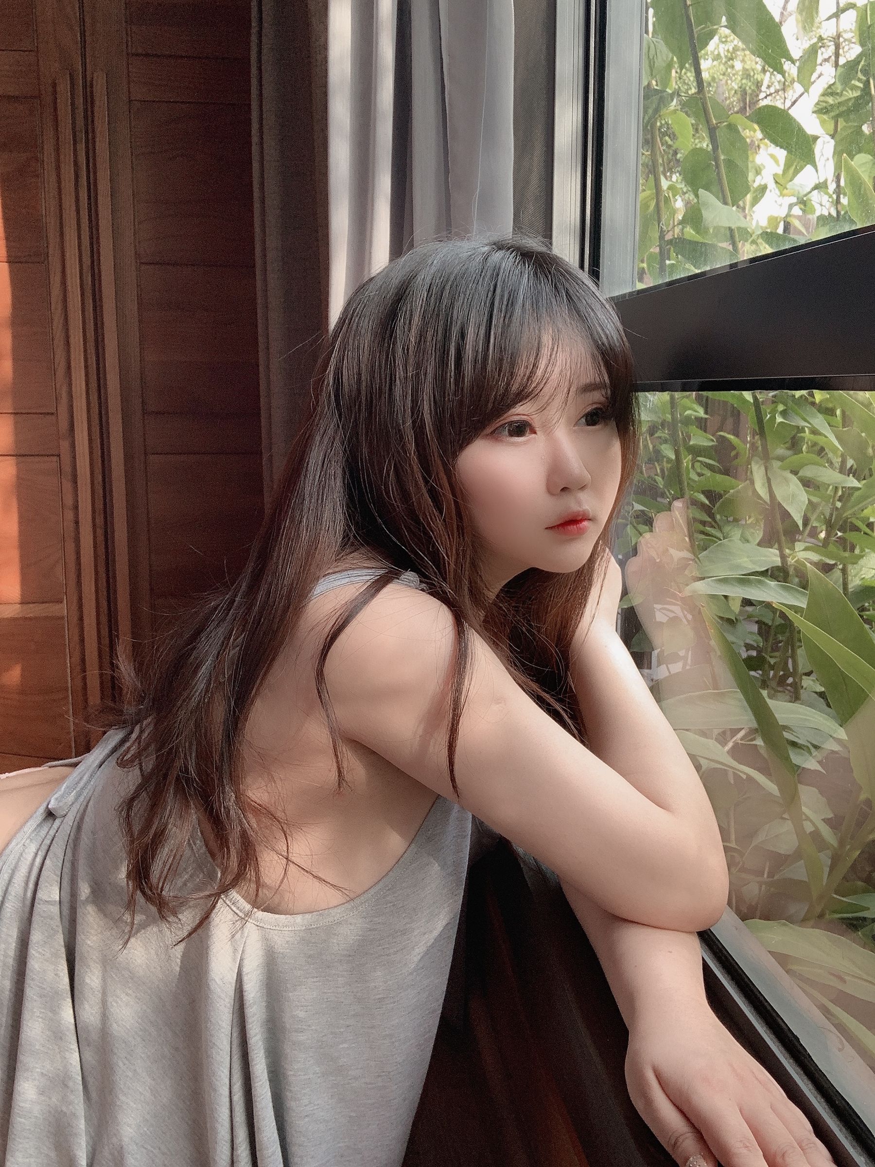 [Cosplay写真] 蜜桃少女是依酱呀 - 光
