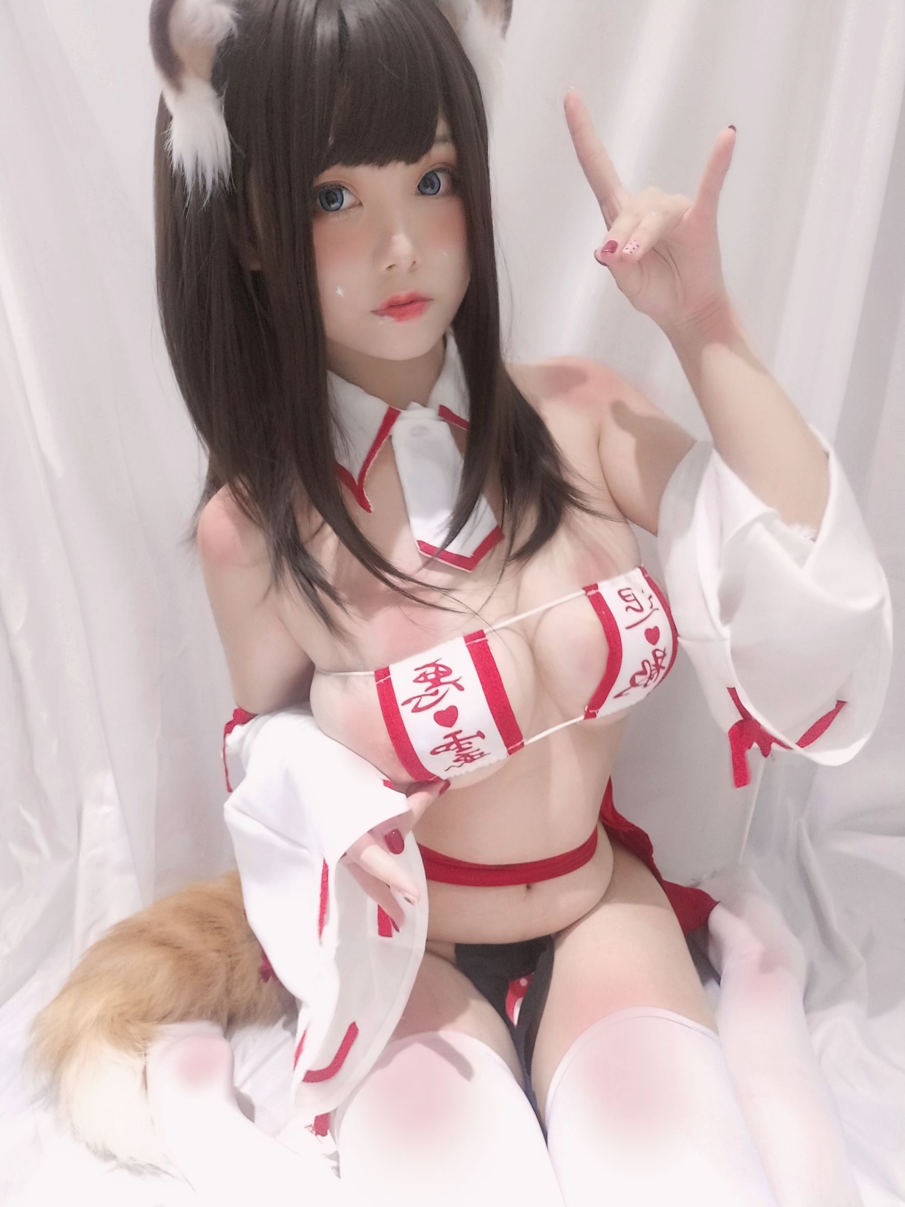 [Cosplay写真] 萌系小姐姐蜜汁猫裘 - 巫女小狐狸