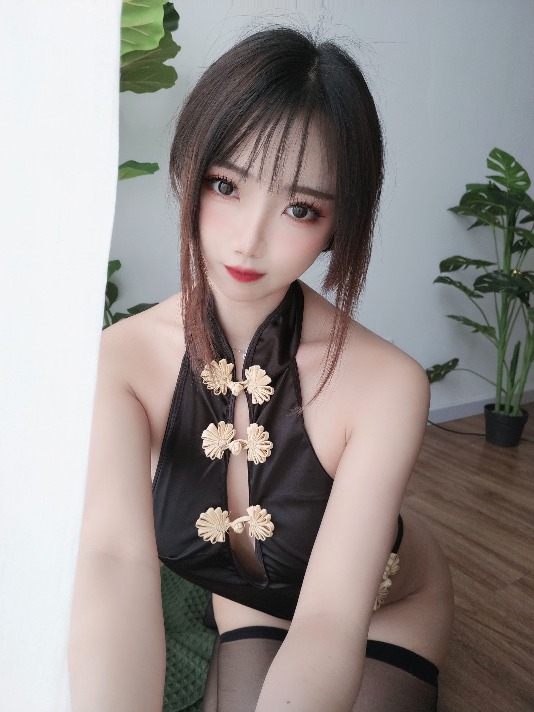 [Cosplay写真] 白嫩美少女鬼畜瑶 - 黑色短款旗袍