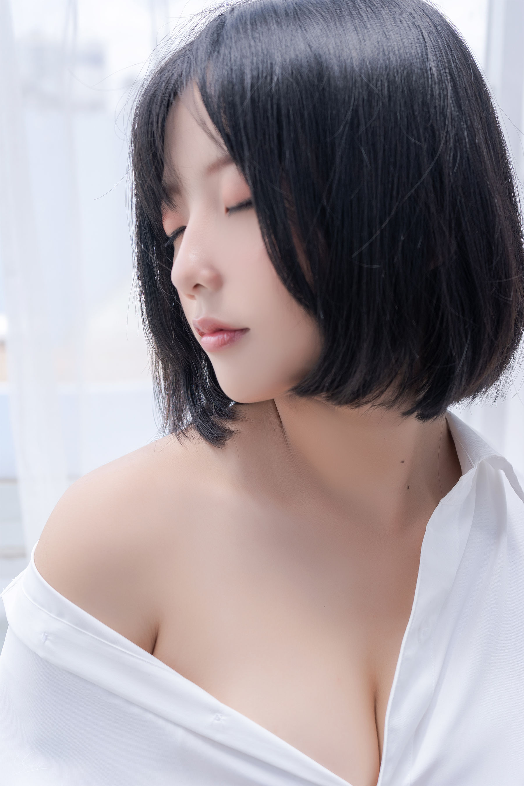 [Messie Huang]写真 - Boyfriend's shirt