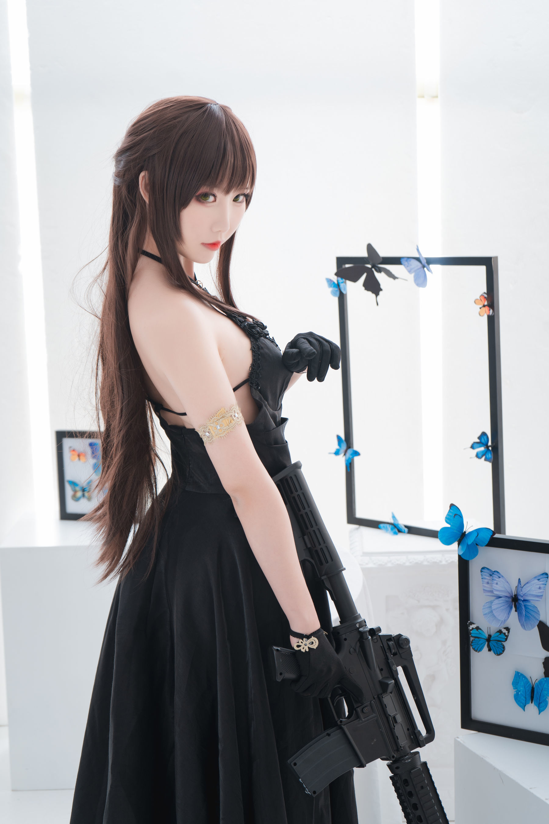 [网红COSER] 可爱人气Coser面饼仙儿 - M4A1