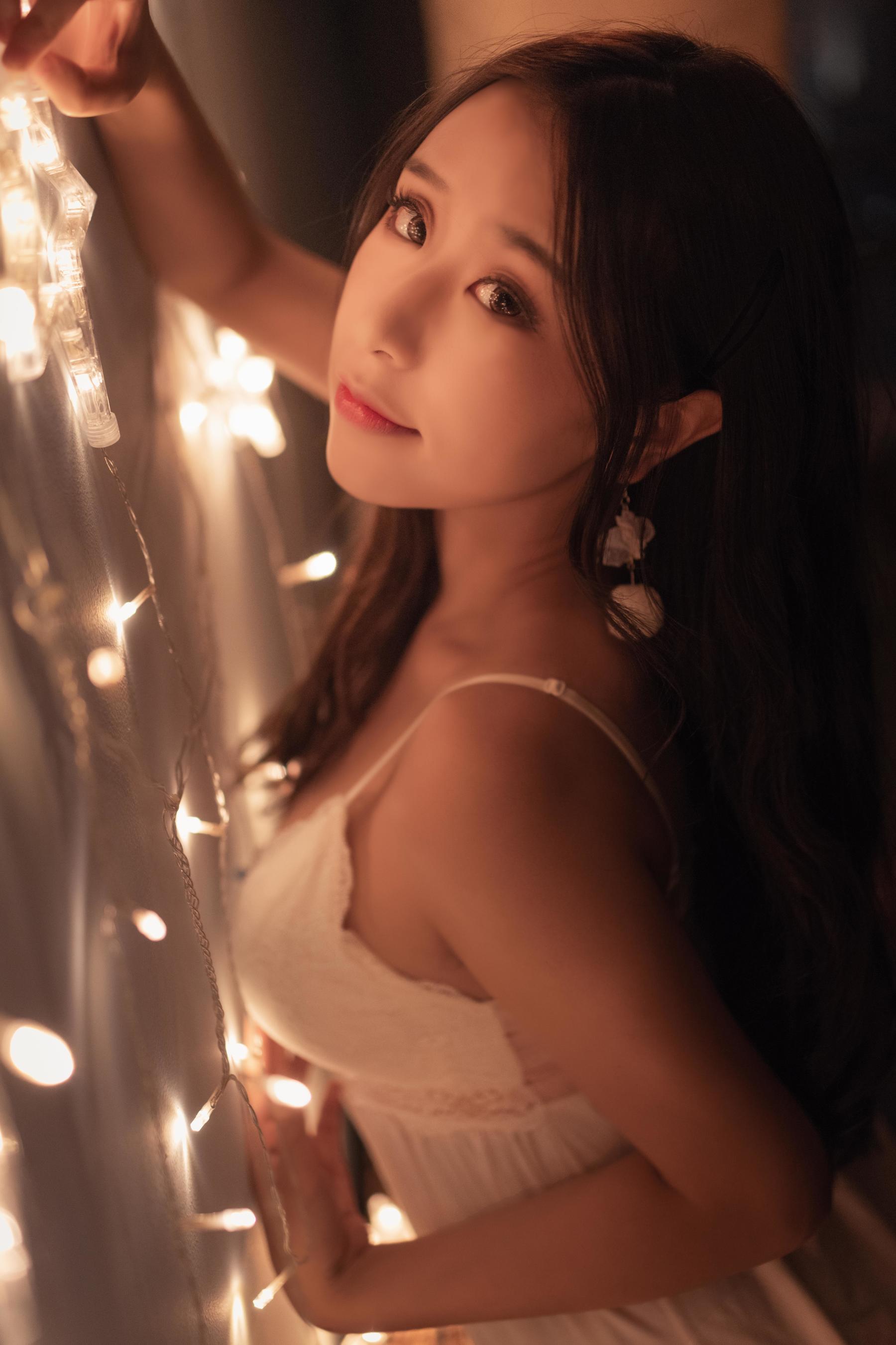 [Cosplay] 动漫博主穆零Mu0 - 灯下睡衣