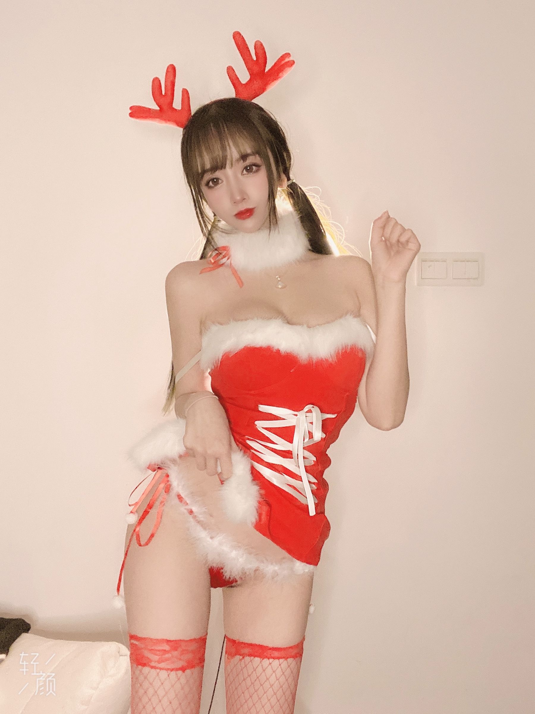 [Cosplay] 斗鱼米线线sama - 圣诞特辑