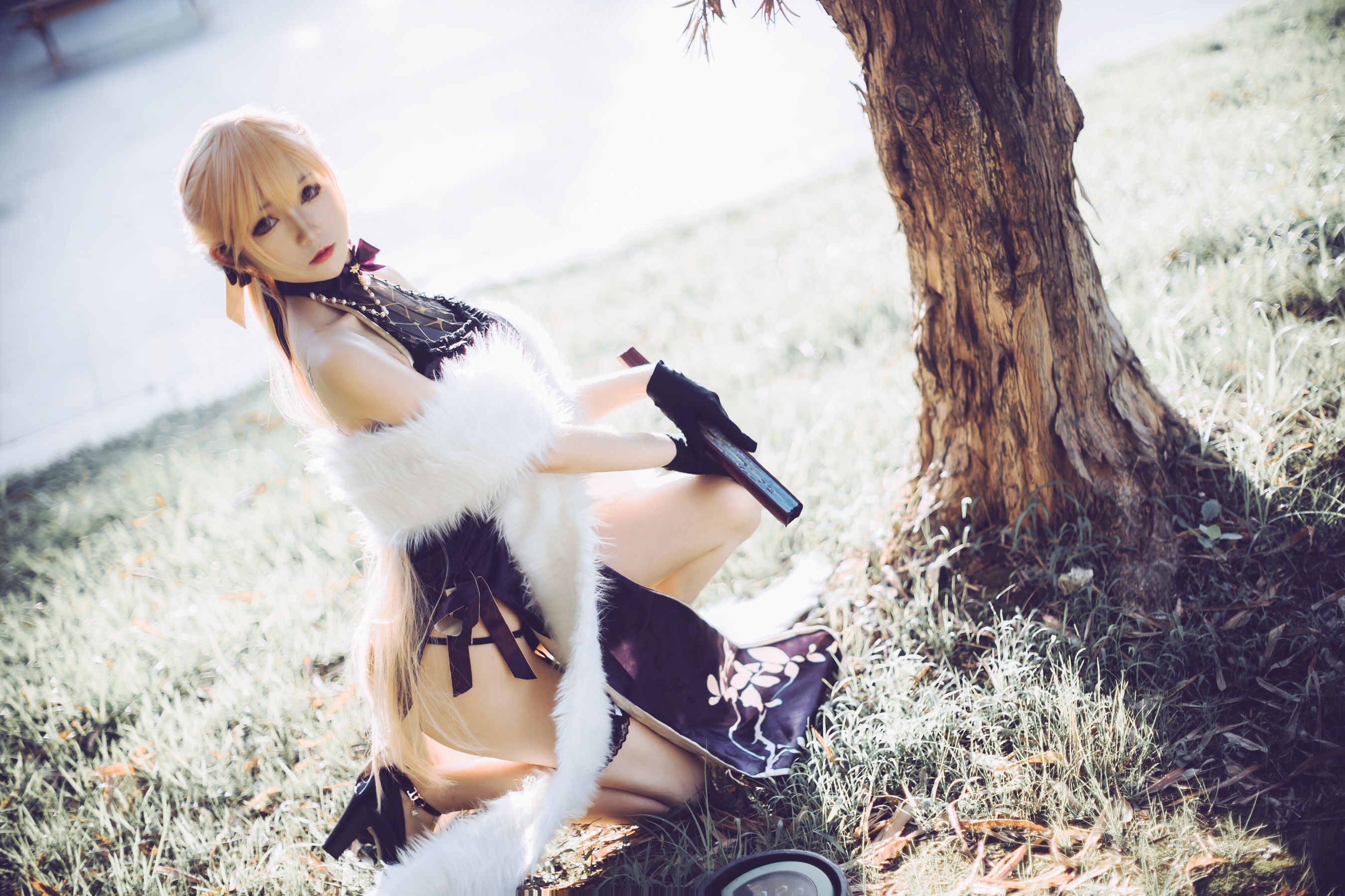 [Cosplay] Coser衣衣 - 少女前线 紫雨心