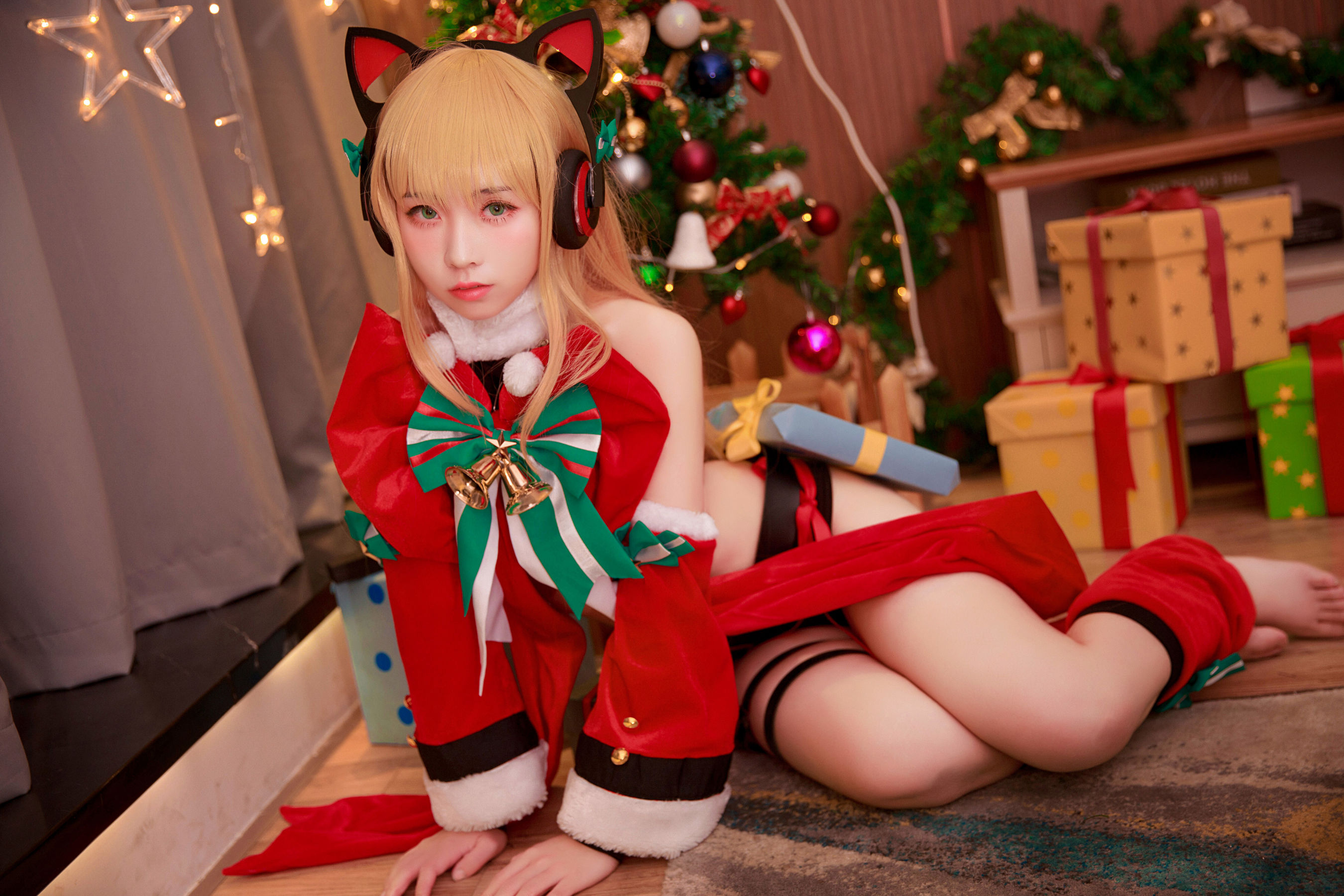 [Cosplay] 动漫博主G44不会受伤 - TMP圣诞
