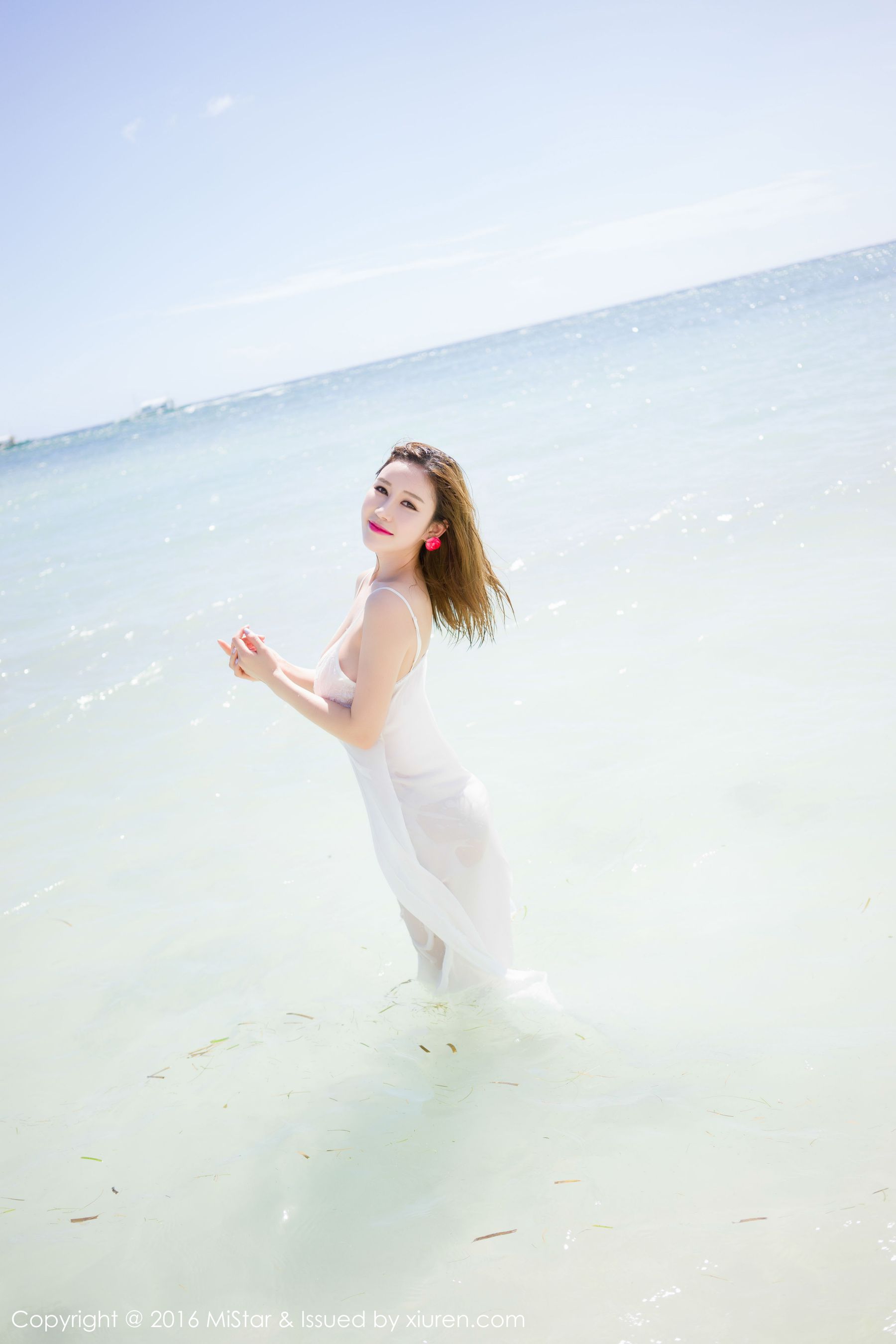 于姬Una《海滩长裙+死库水》 [魅妍社MiStar] Vol.056 