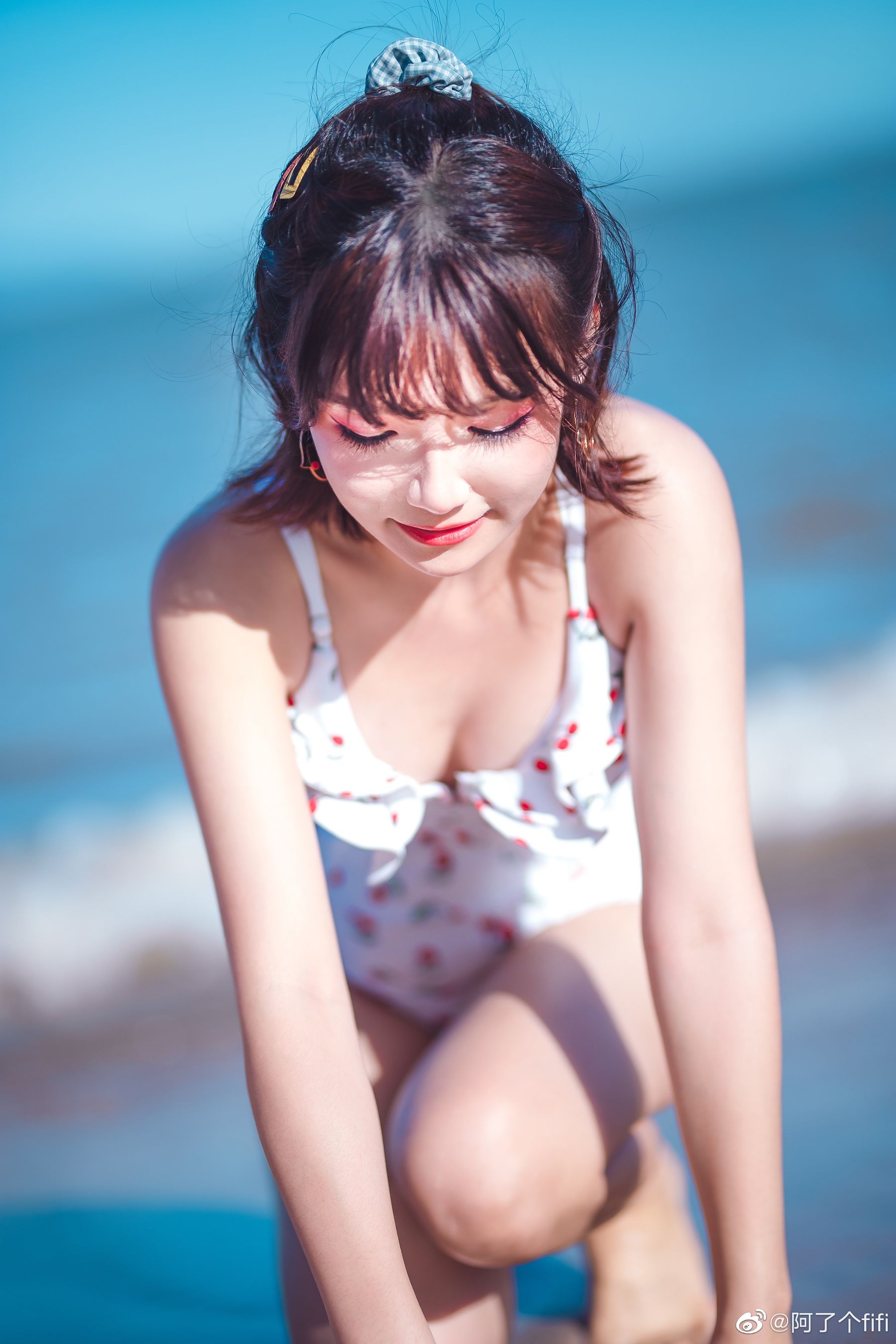 [COS福利] 动漫博主阿了个fifi - 夏天泳装