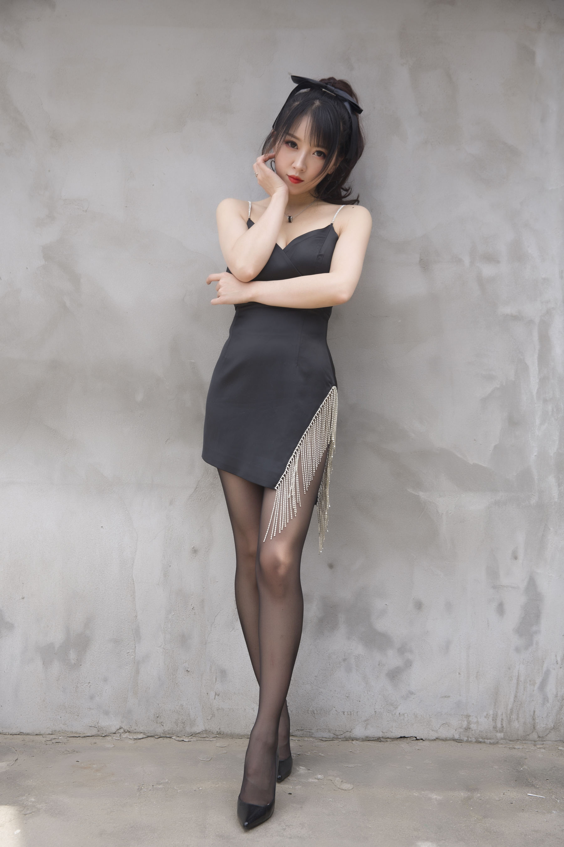 [COS福利] 斗鱼主播小女巫露娜 - 黑色流苏