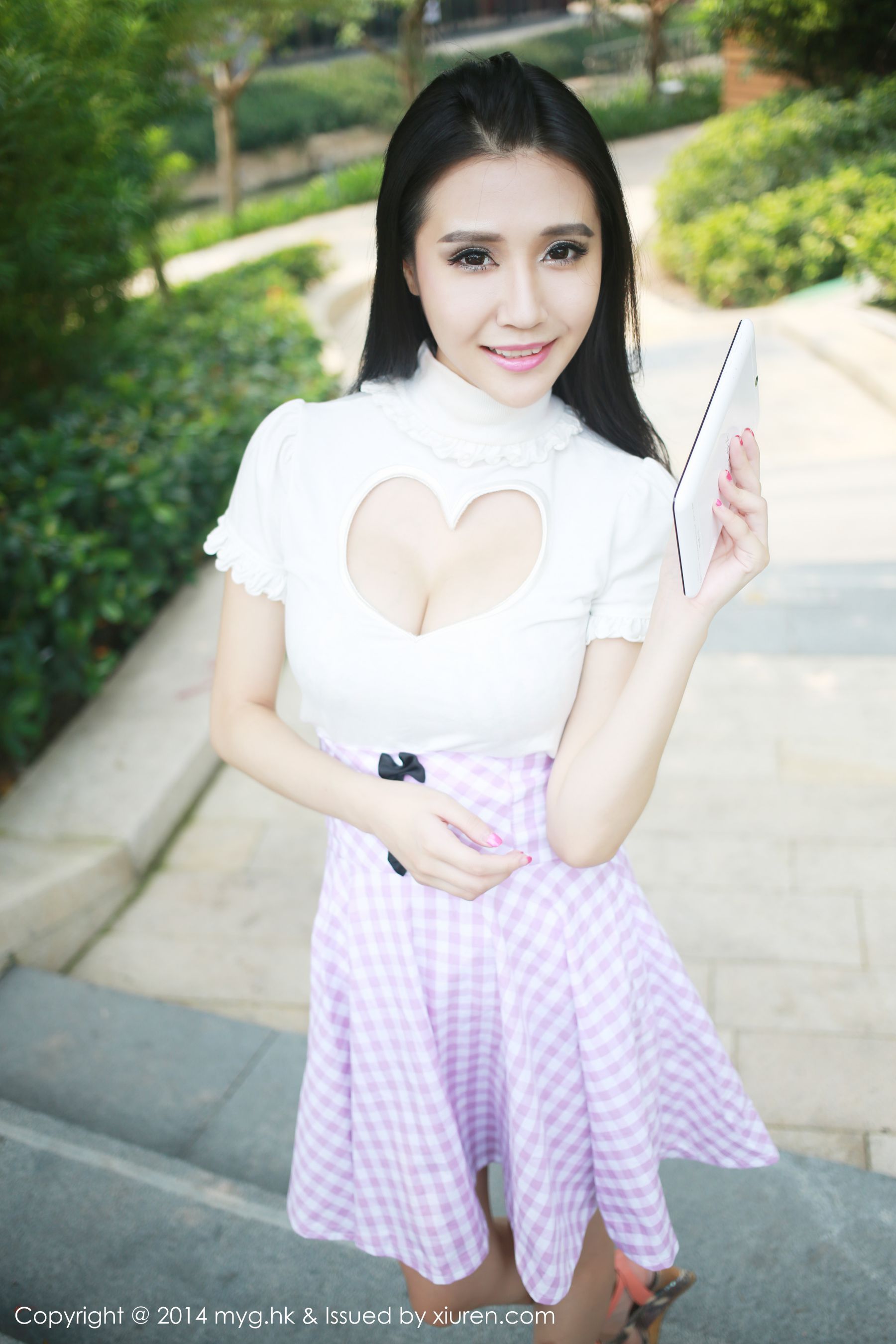 于大小姐AYU《街拍超短裙+可爱内衣》 [美媛馆MyGirl] Vol.018 