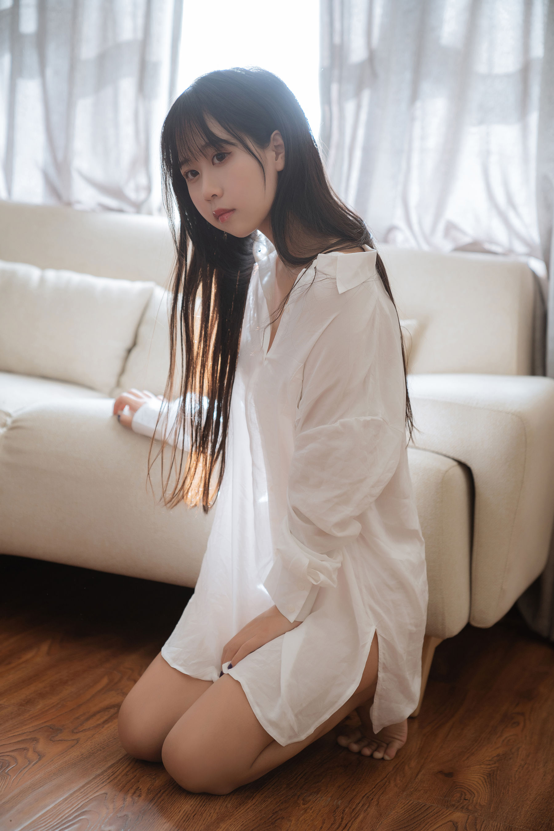 [COS福利] 阳光美少女萌芽儿o0 - 浴缸