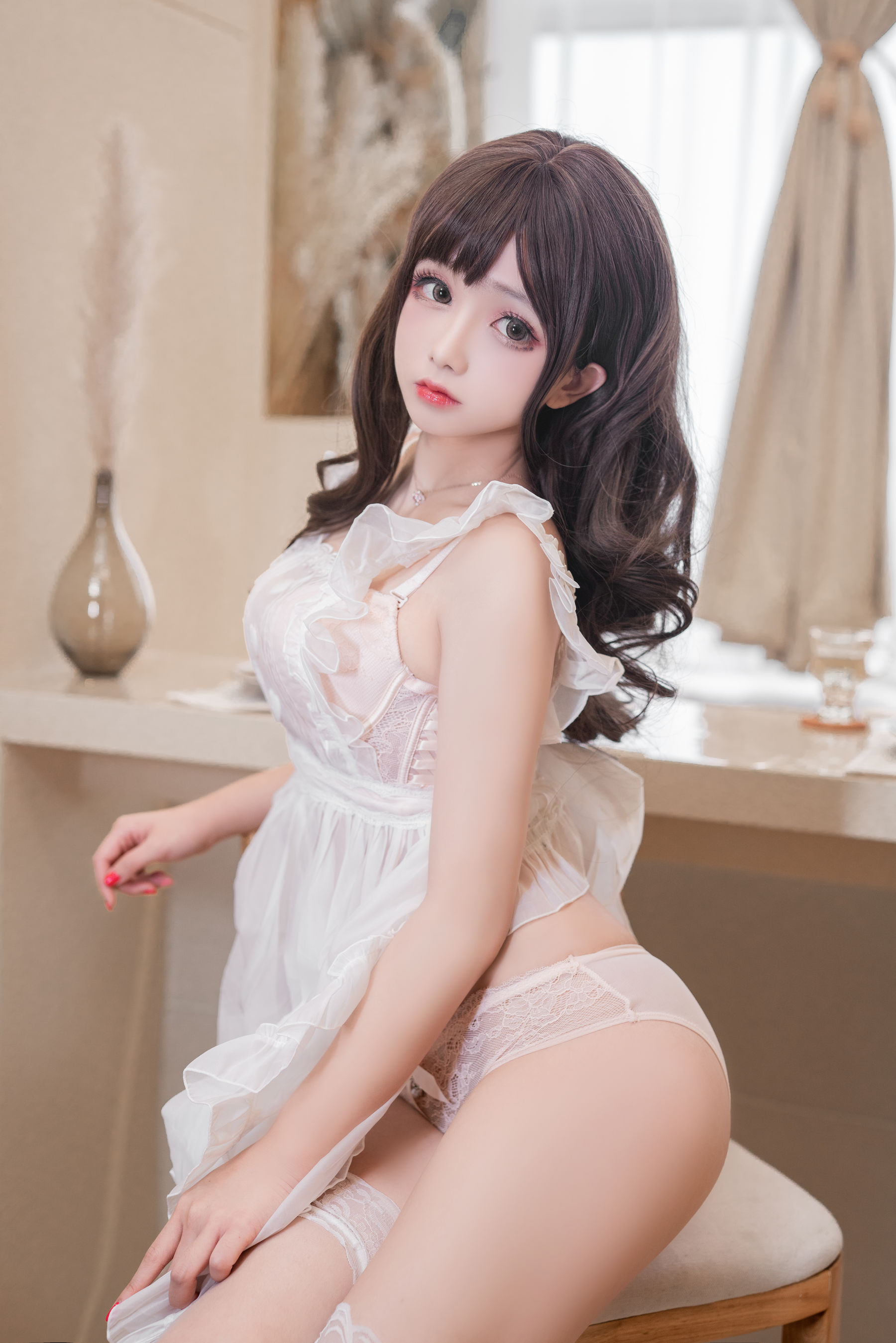 [COS福利] Cosplay日奈娇 - 围裙人妻