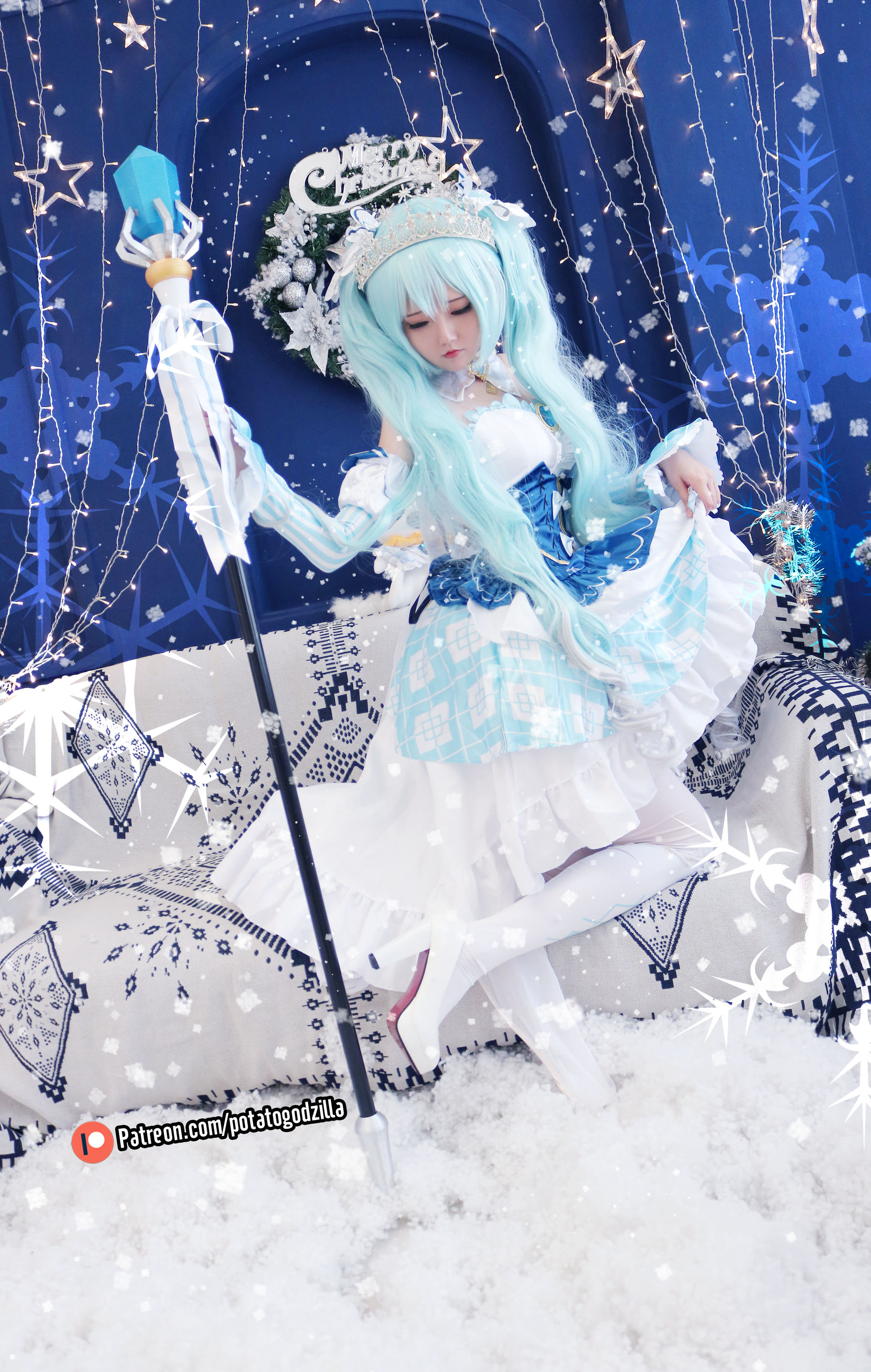 [COS福利] Coser小姐姐Potato Godzilla - Snow Miku