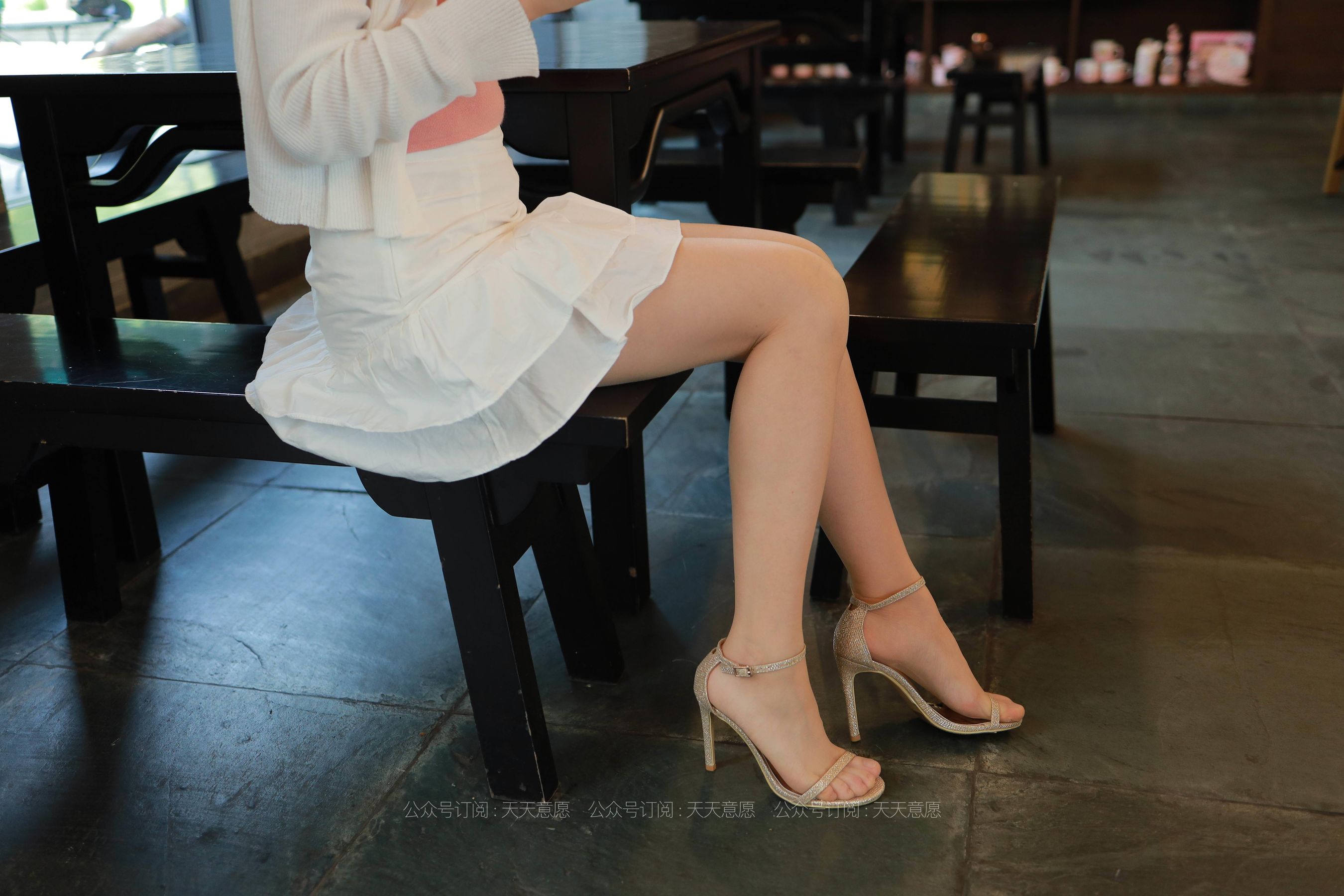 [IESS异思趣向] 丝享家 805：小婕《俏皮小白裙》
