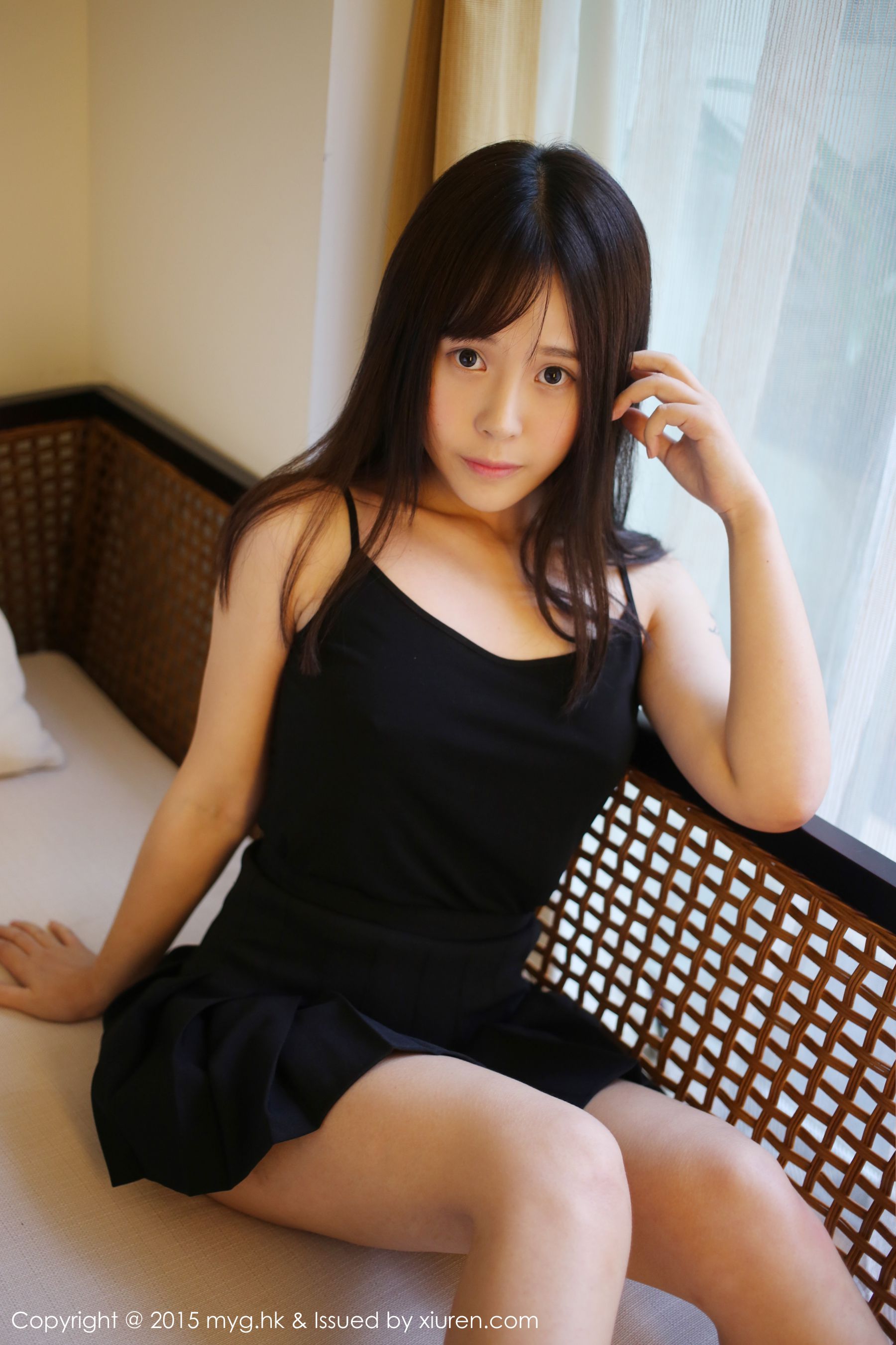 Evelyn艾莉《迷你短裙诱惑+白丝旗袍》 [美媛馆MyGirl] Vol.173 
