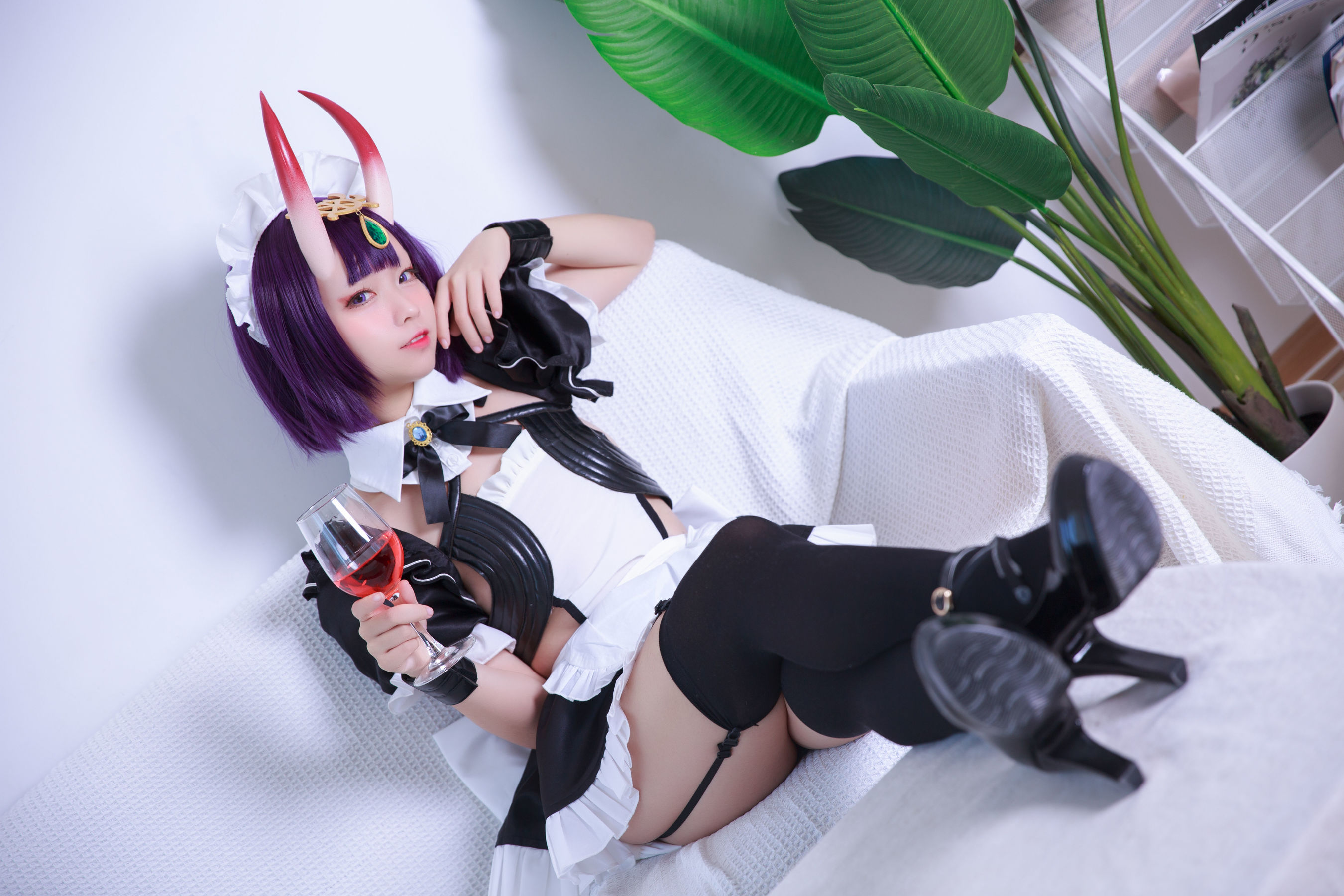 [网红COSER写真] 动漫博主G44不会受伤 - 酒吞女仆