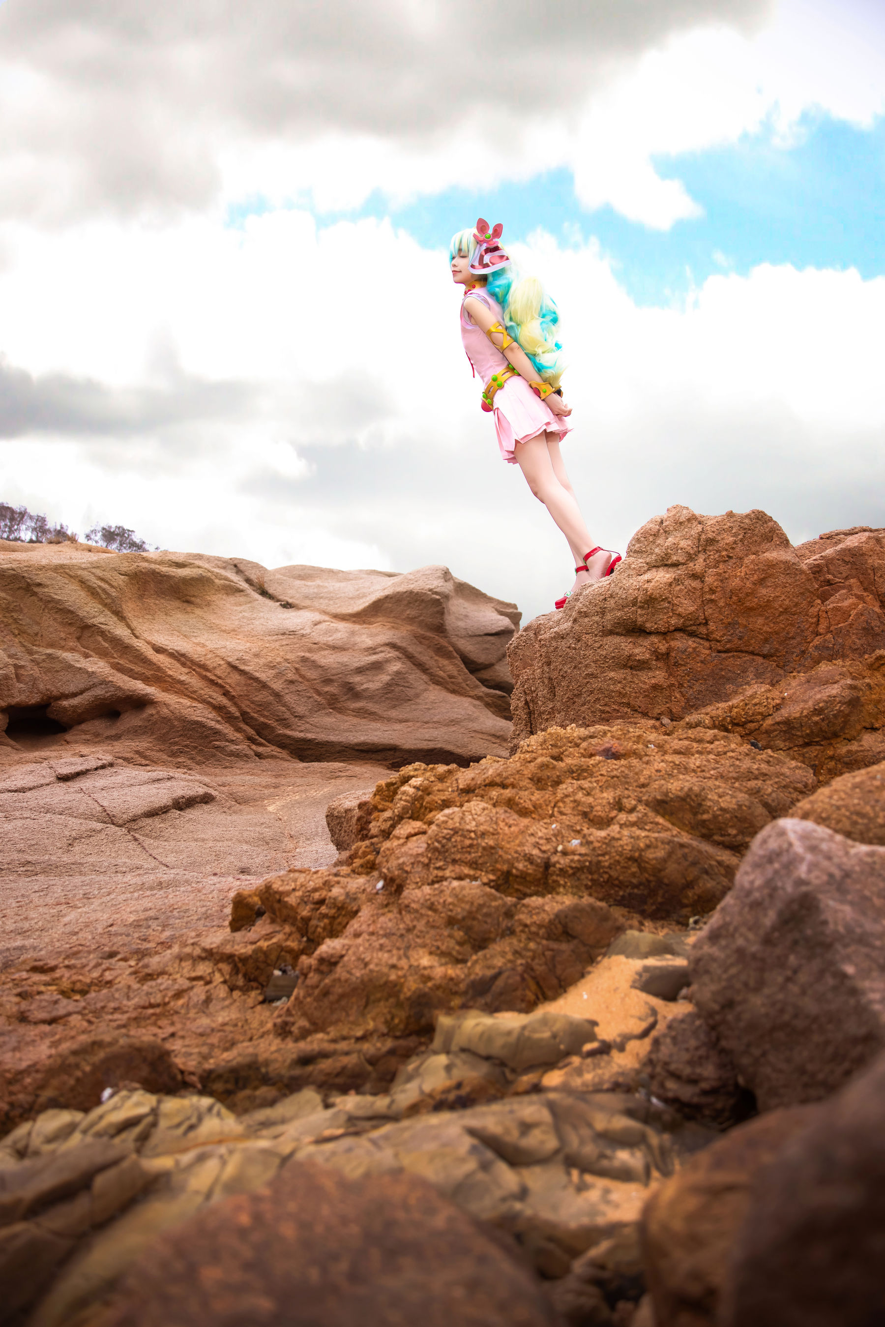 [网红COSER写真] 动漫博主G44不会受伤 - 尼娅