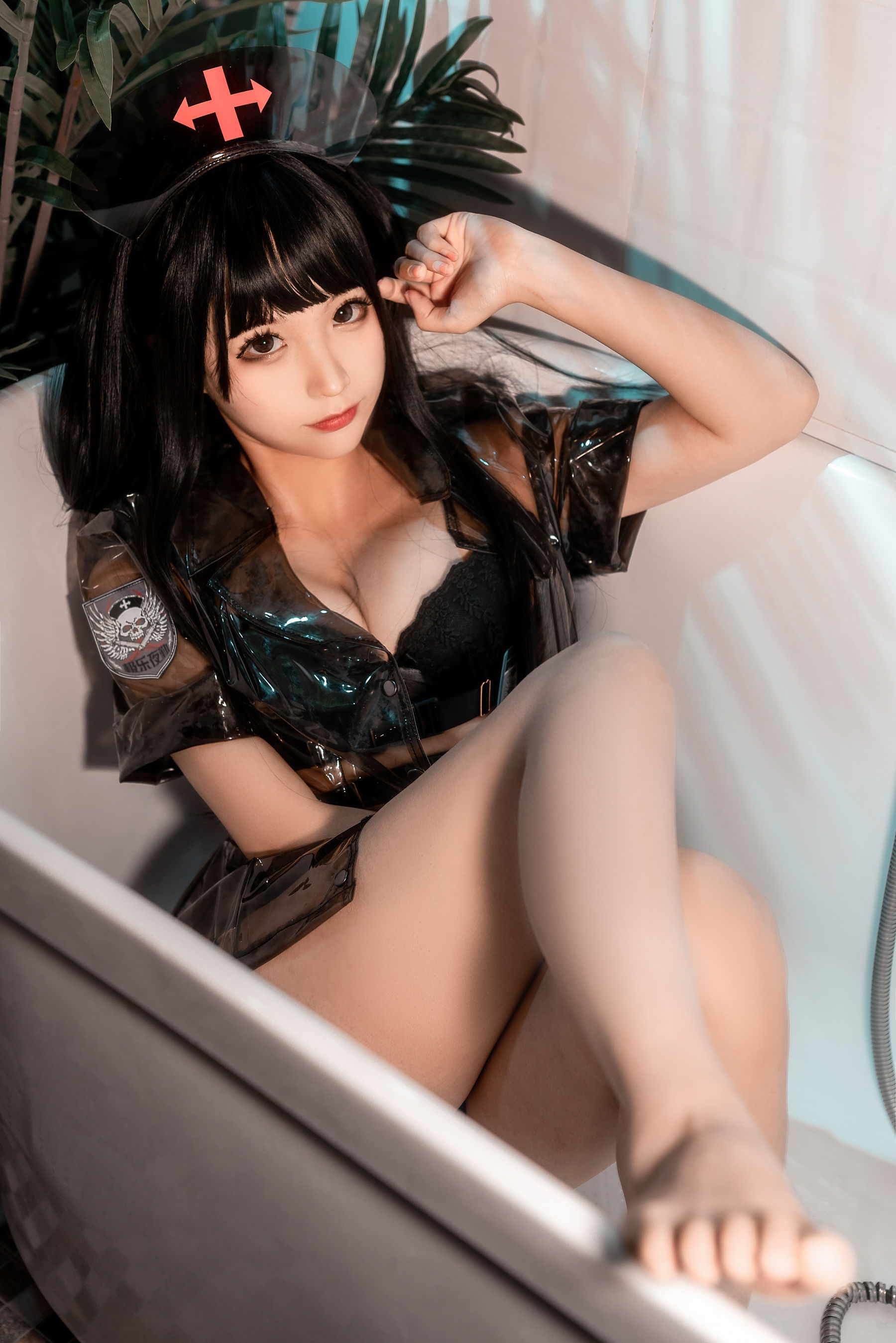 [网红COSER写真] 动漫博主蠢沫沫 - 胶衣护士 黑