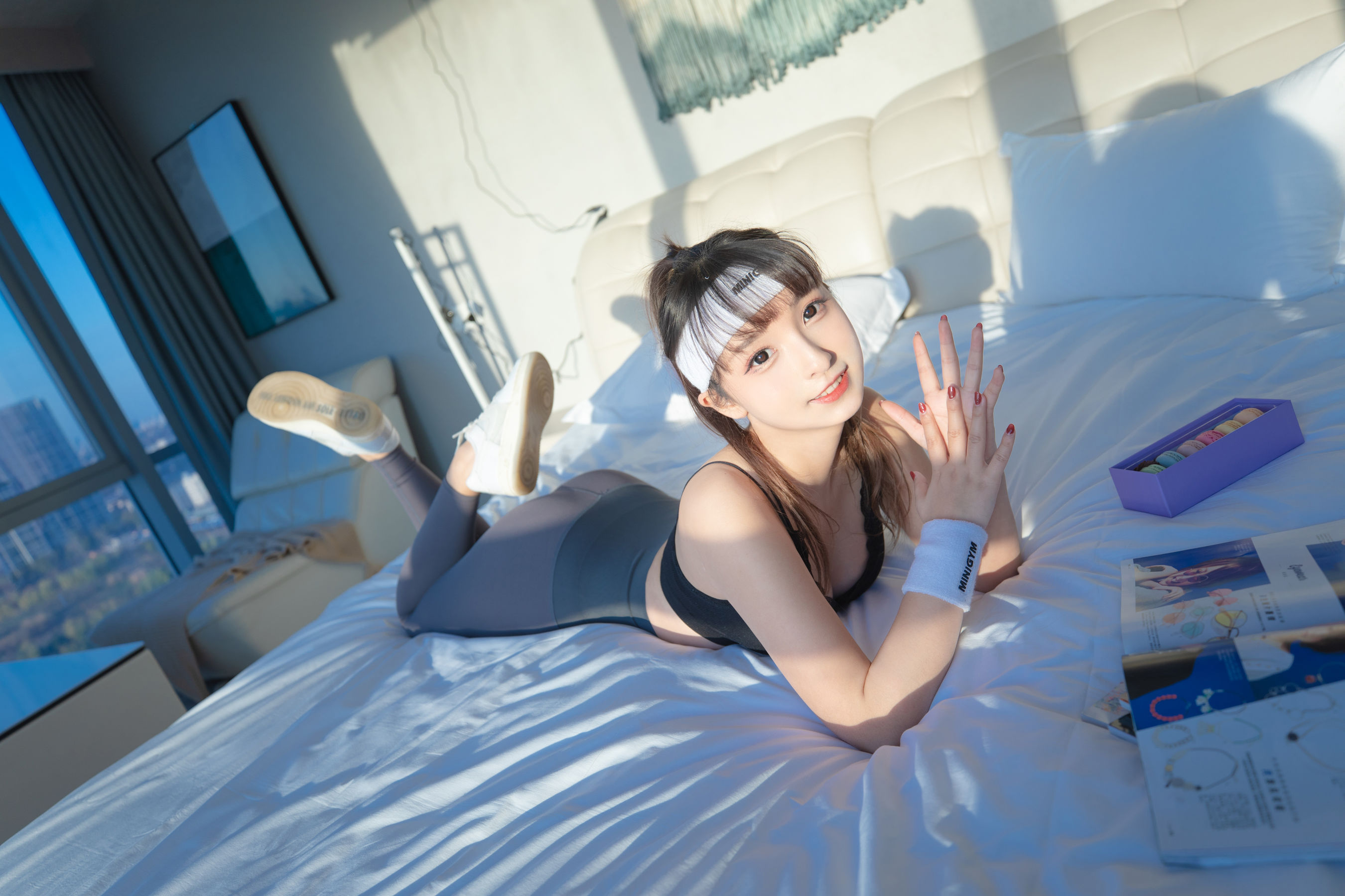 [网红COSER写真] 萝莉神楽板真冬之温度の香り