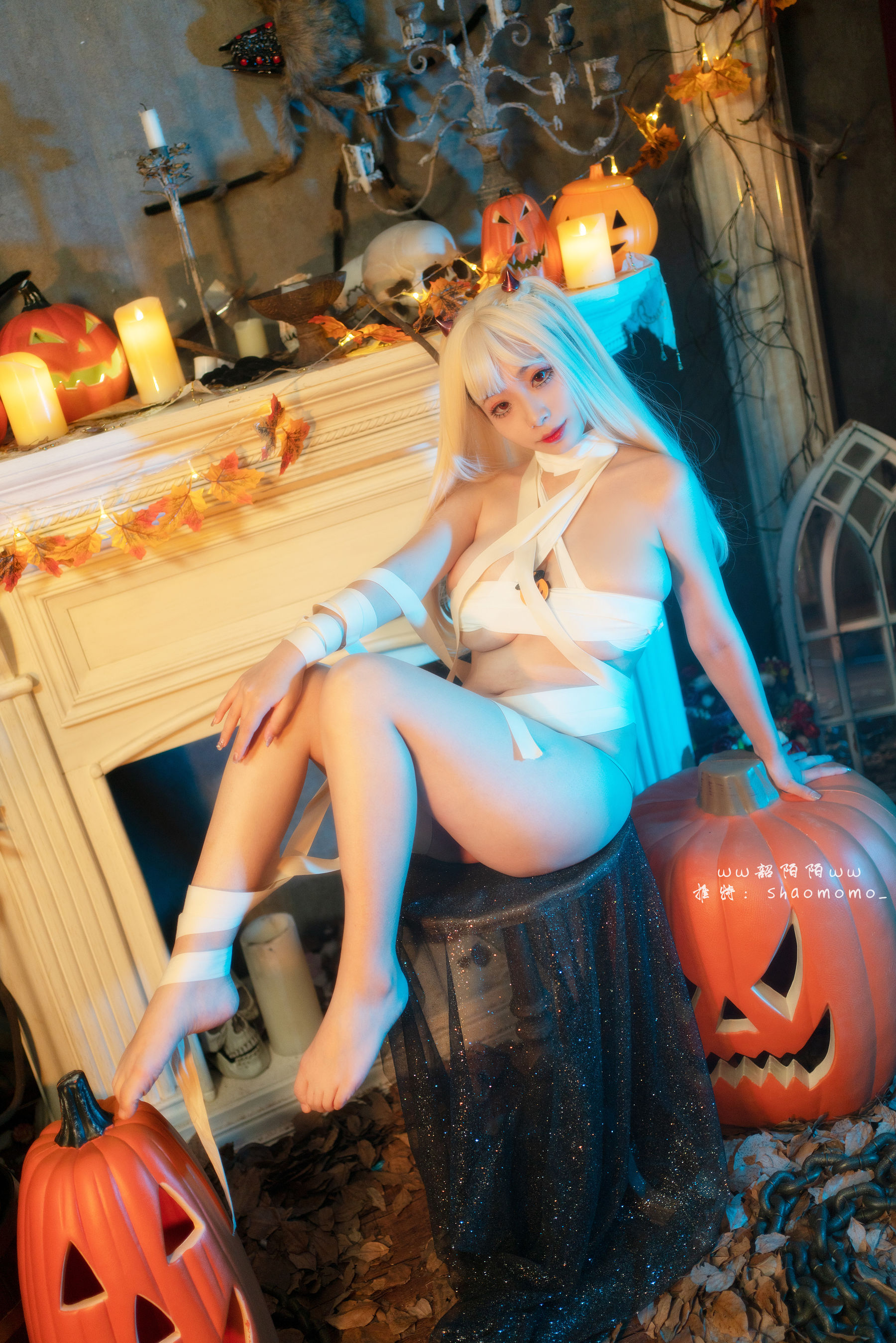 [网红COSER写真] Cosplay美女韶陌陌 - 万圣节绷带