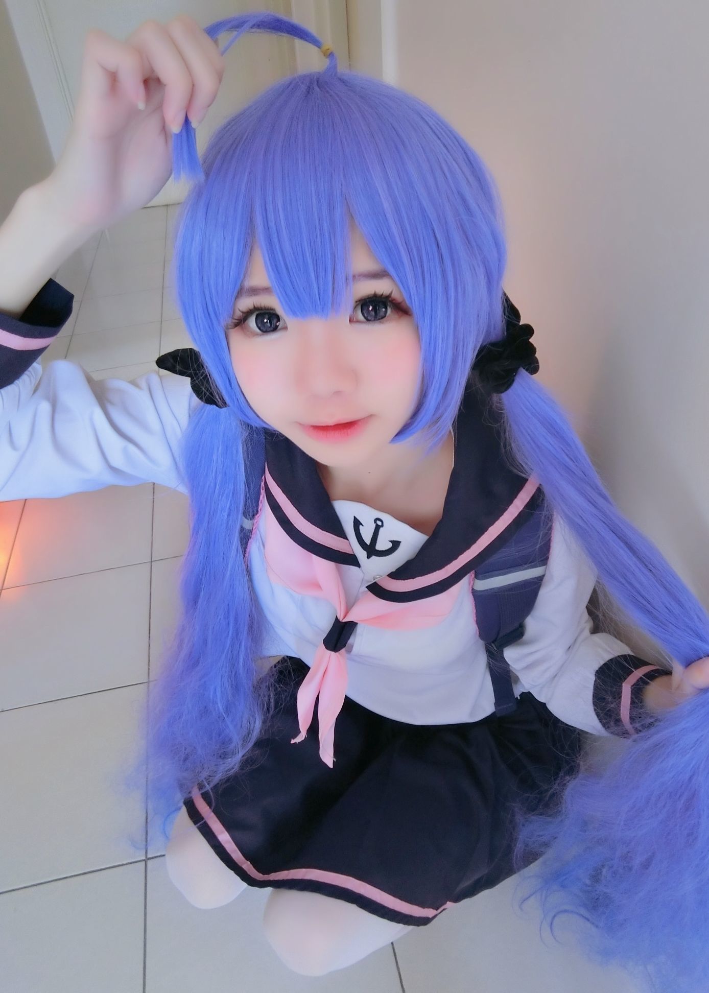 [网红COSER写真] Sally Dorasnow - Unicorn JK Set