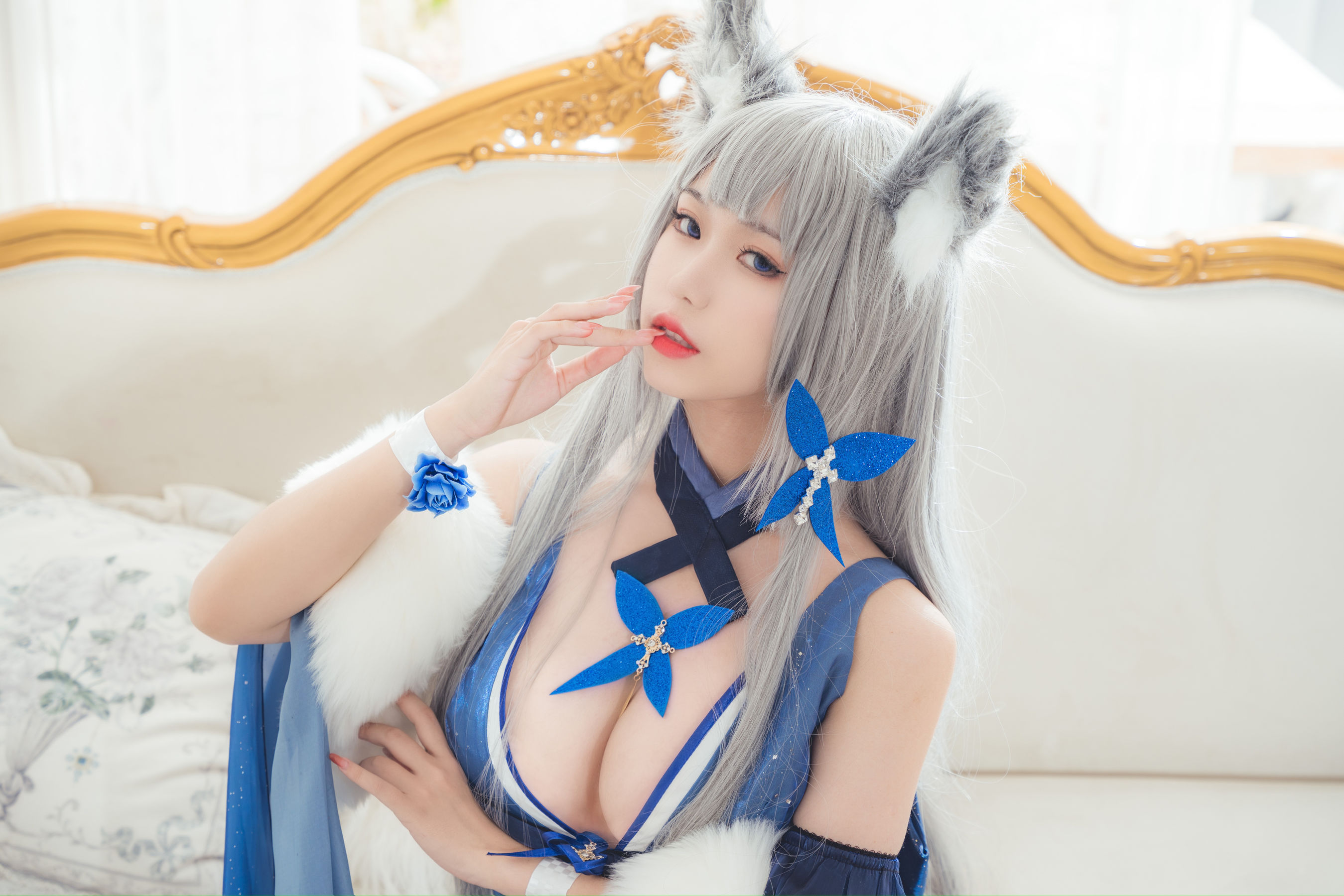[网红COSER写真] 一北亦北 - 信浓礼服