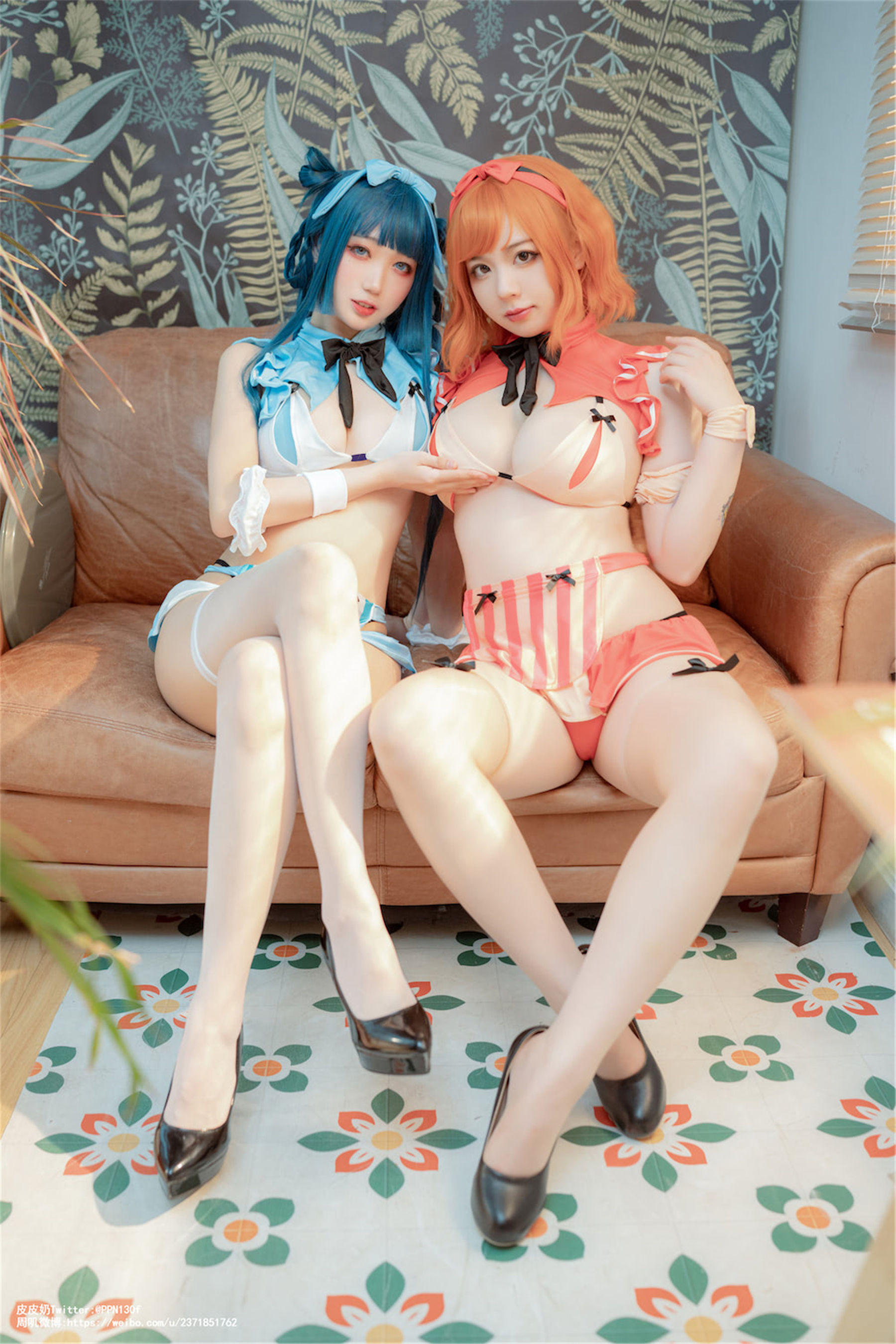 [网红COSER写真] 皮皮奶可可爱了啦&周叽是可爱兔兔 - 服务员