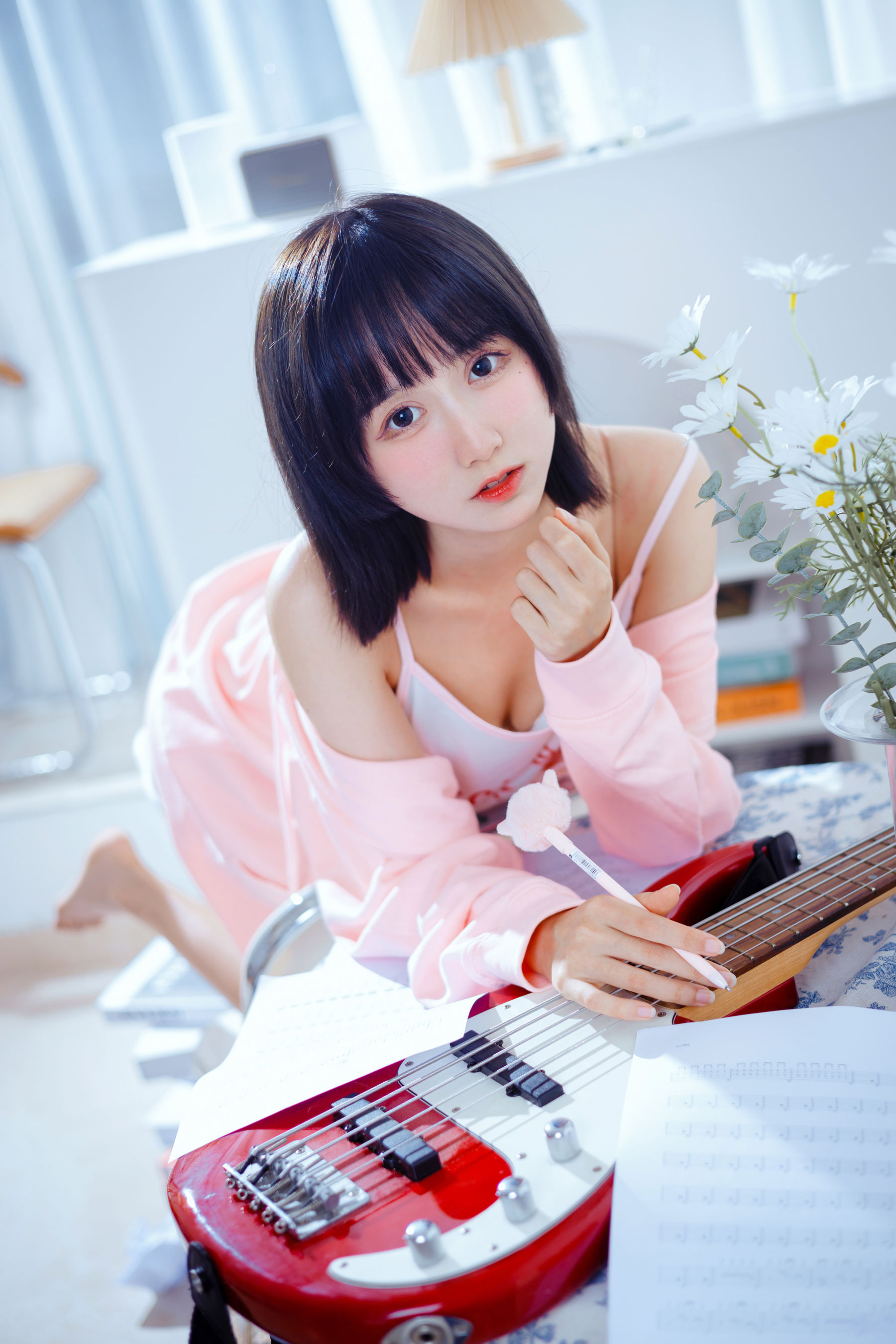 [网红COSER写真] 萌系小姐姐木绵绵OwO - 贝斯与妹妹